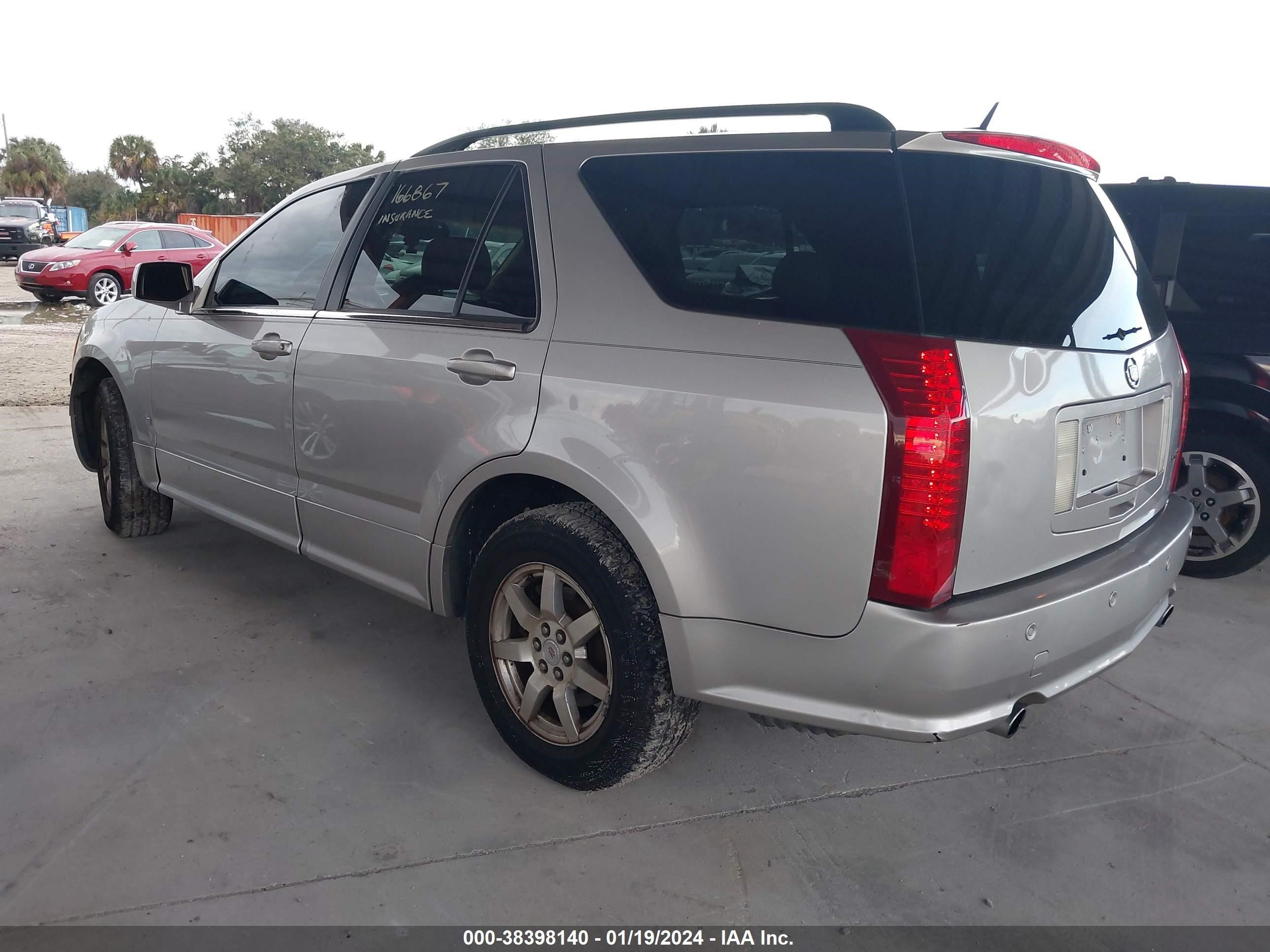 Photo 2 VIN: 1GYEE637470166867 - CADILLAC SRX 