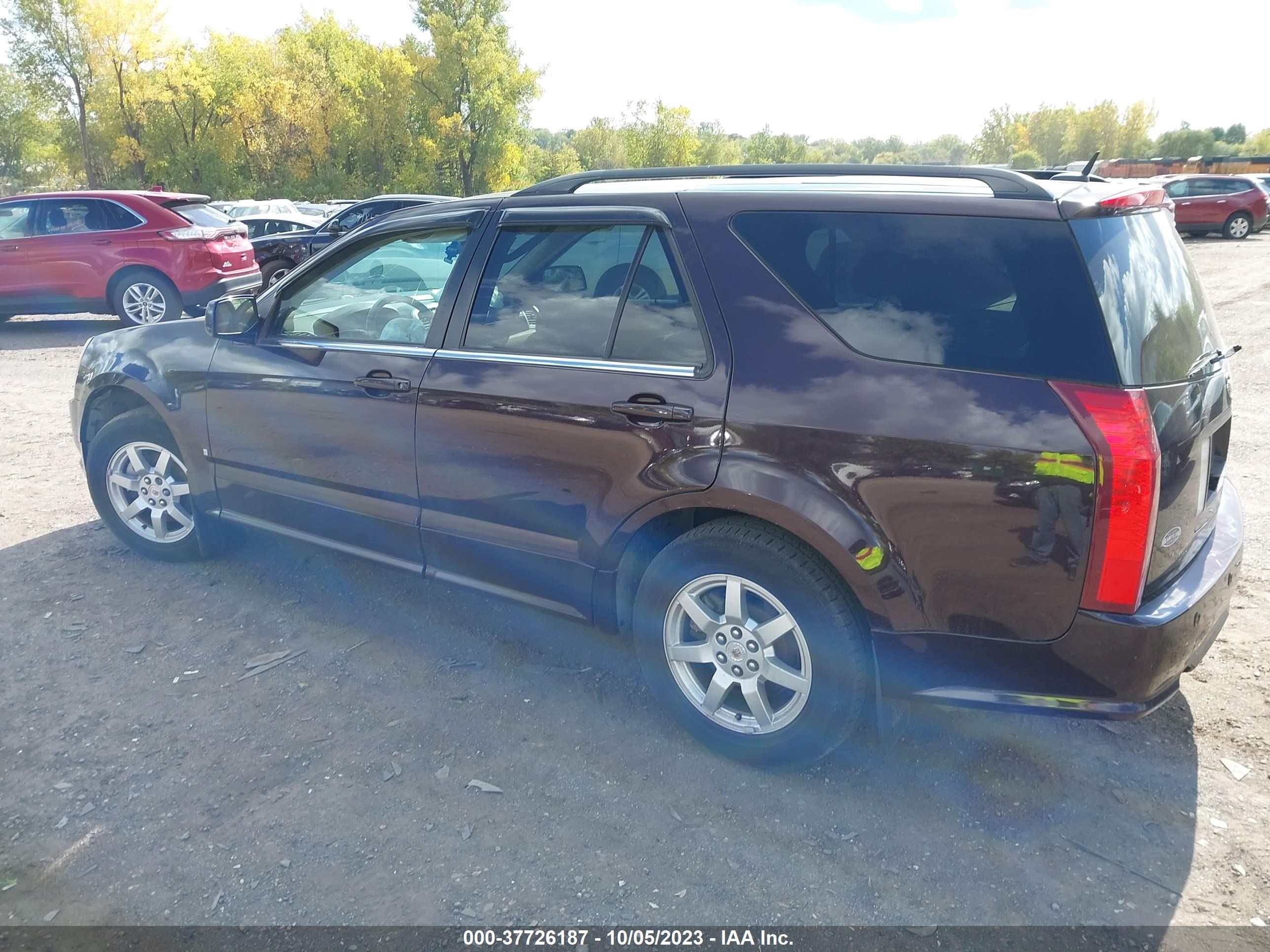 Photo 2 VIN: 1GYEE637480117752 - CADILLAC SRX 