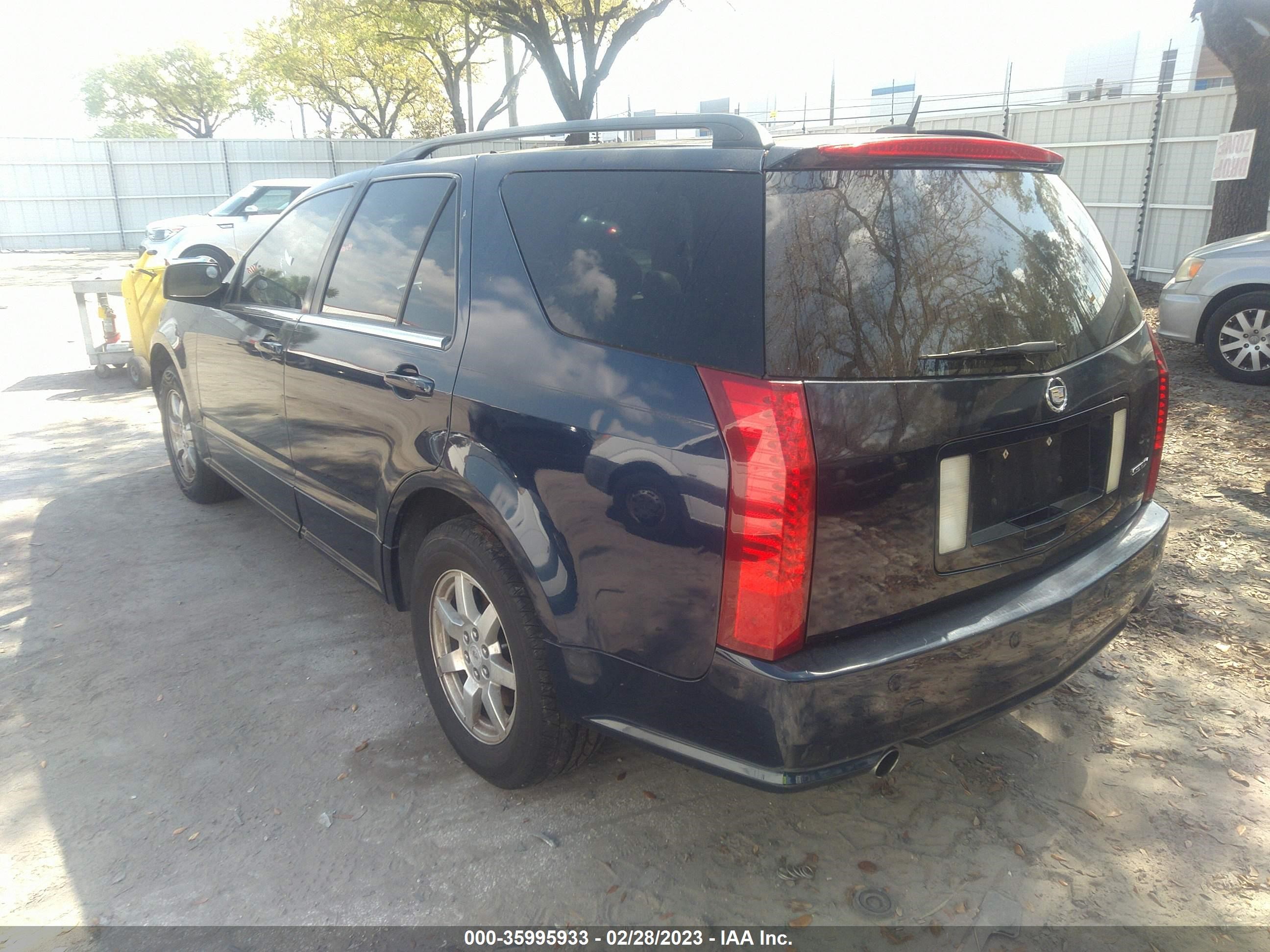 Photo 2 VIN: 1GYEE637480120425 - CADILLAC SRX 