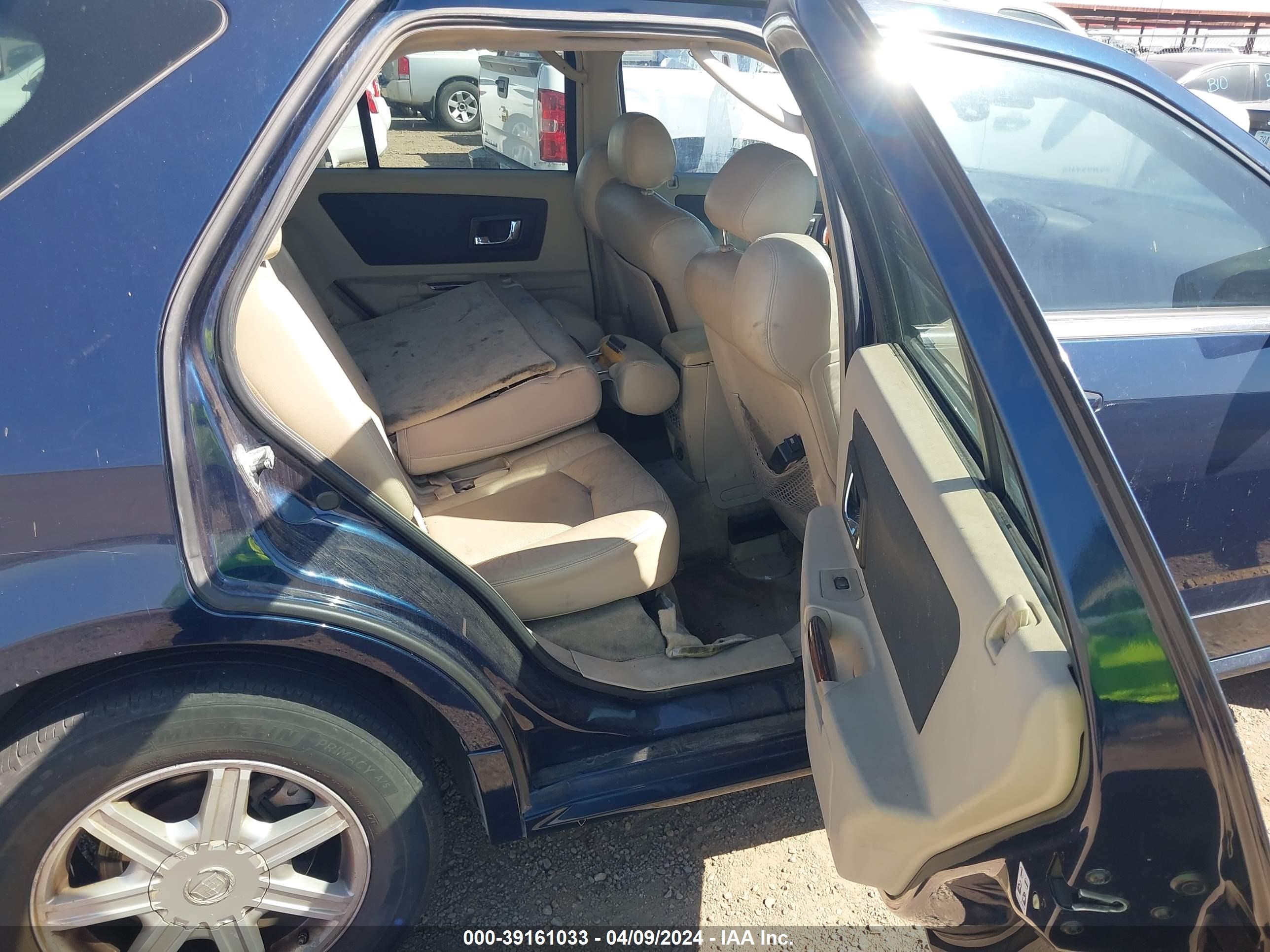 Photo 7 VIN: 1GYEE637540157378 - CADILLAC SRX 