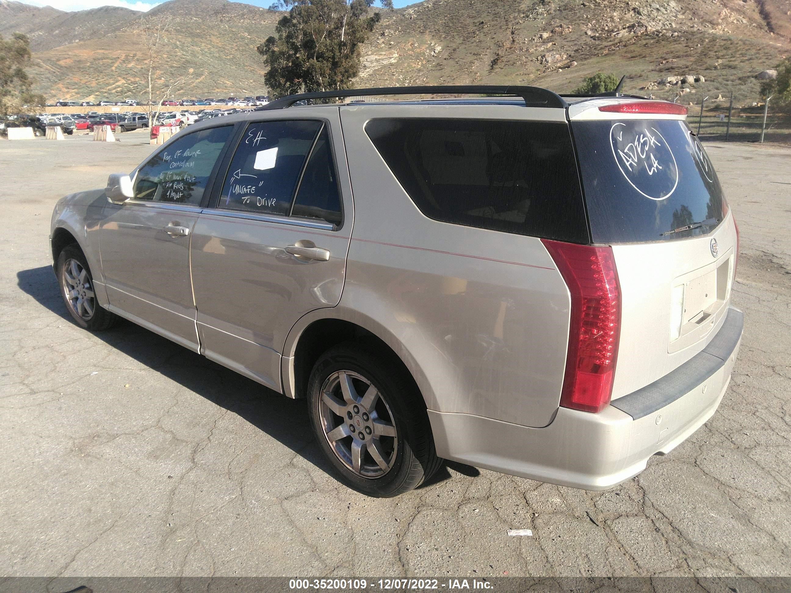 Photo 2 VIN: 1GYEE637590119561 - CADILLAC SRX 