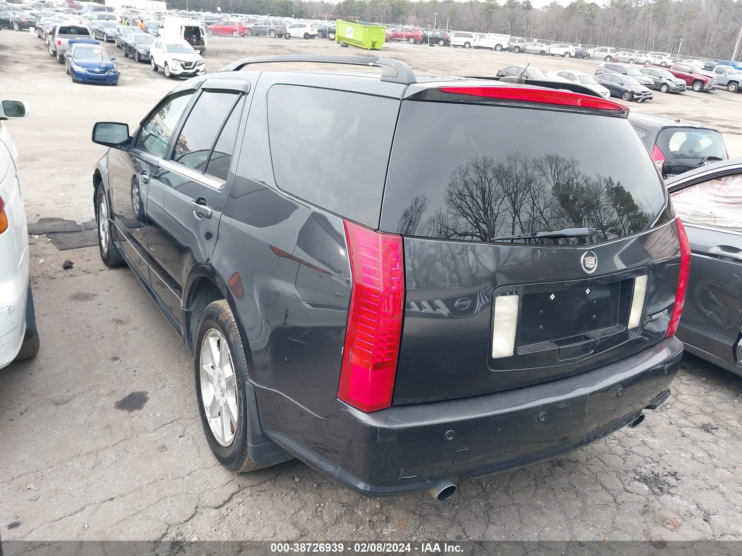 Photo 2 VIN: 1GYEE637650224281 - CADILLAC SRX 