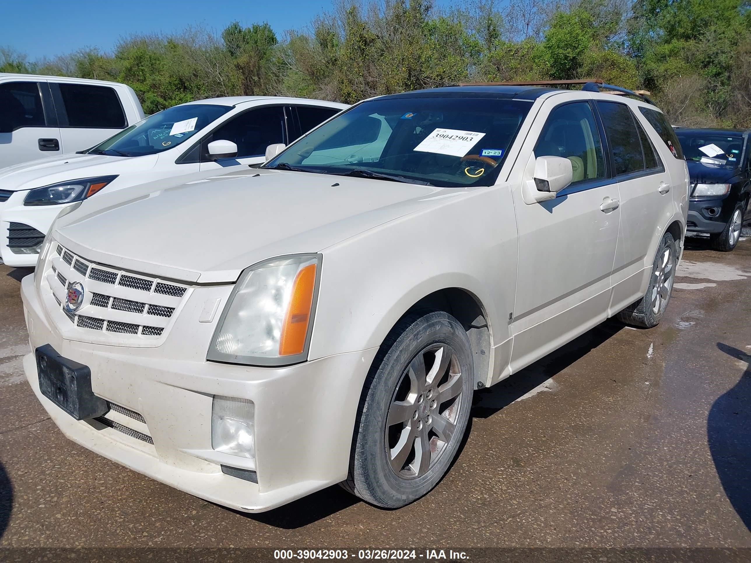 Photo 1 VIN: 1GYEE637670175523 - CADILLAC SRX 