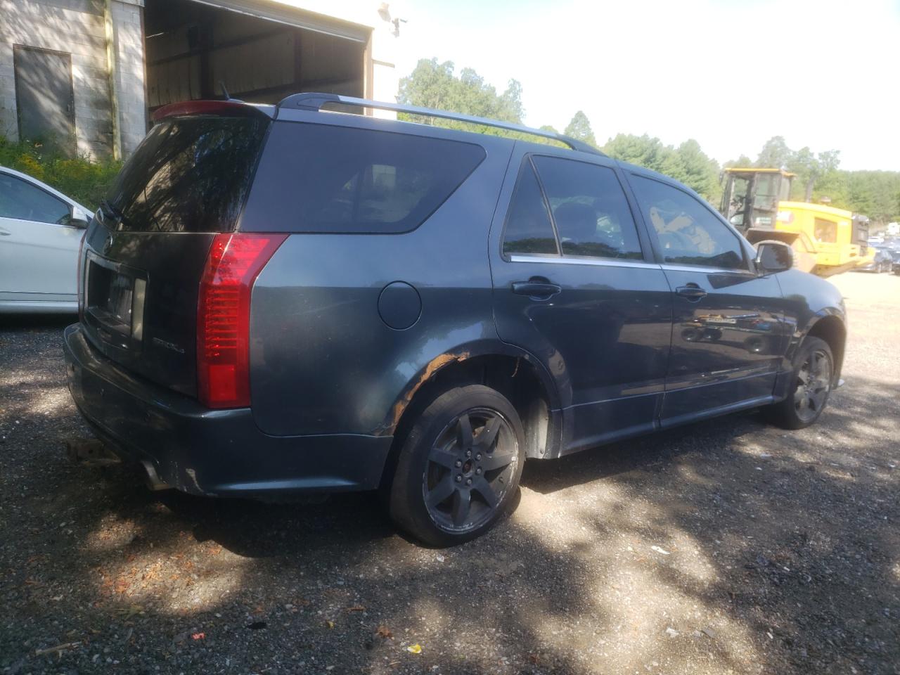 Photo 2 VIN: 1GYEE637670183721 - CADILLAC SRX 