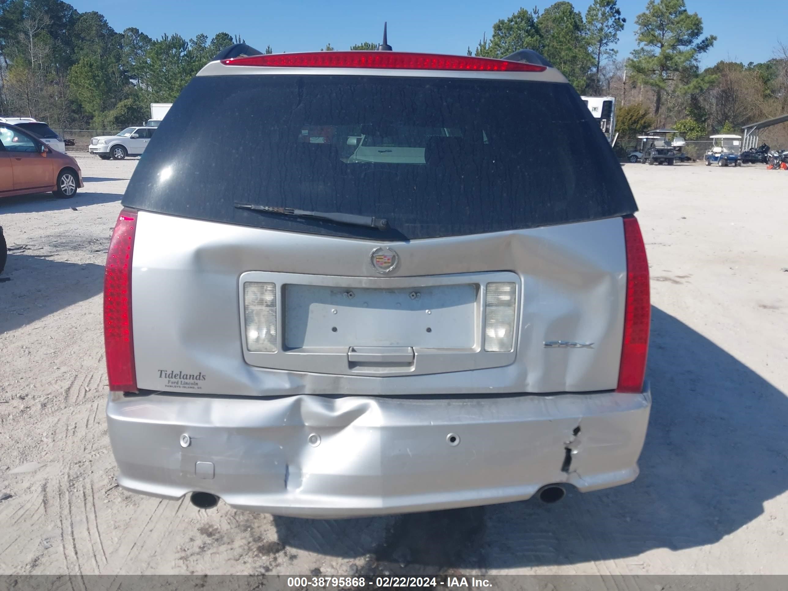 Photo 5 VIN: 1GYEE637780127689 - CADILLAC SRX 