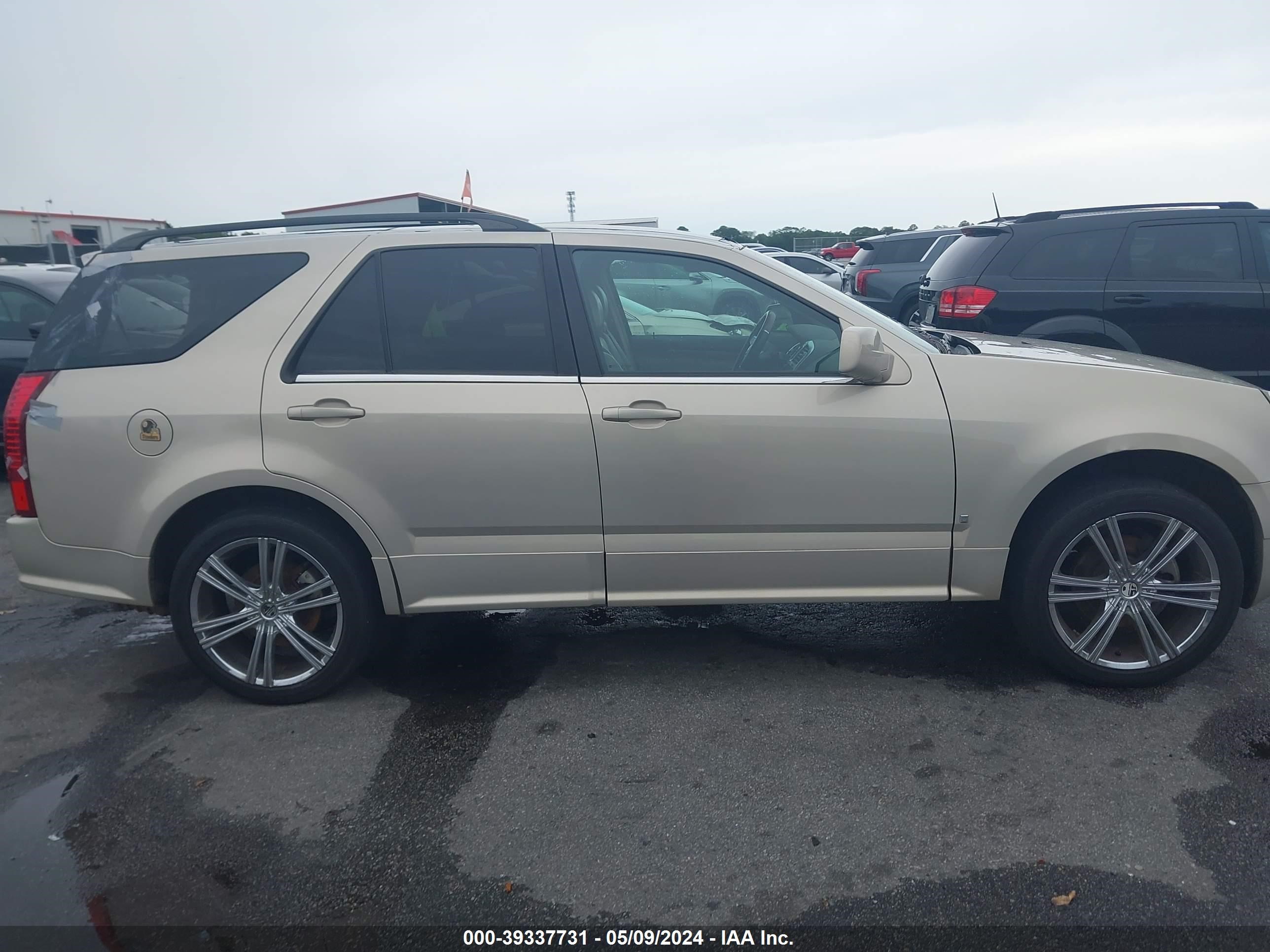 Photo 12 VIN: 1GYEE637780184748 - CADILLAC SRX 