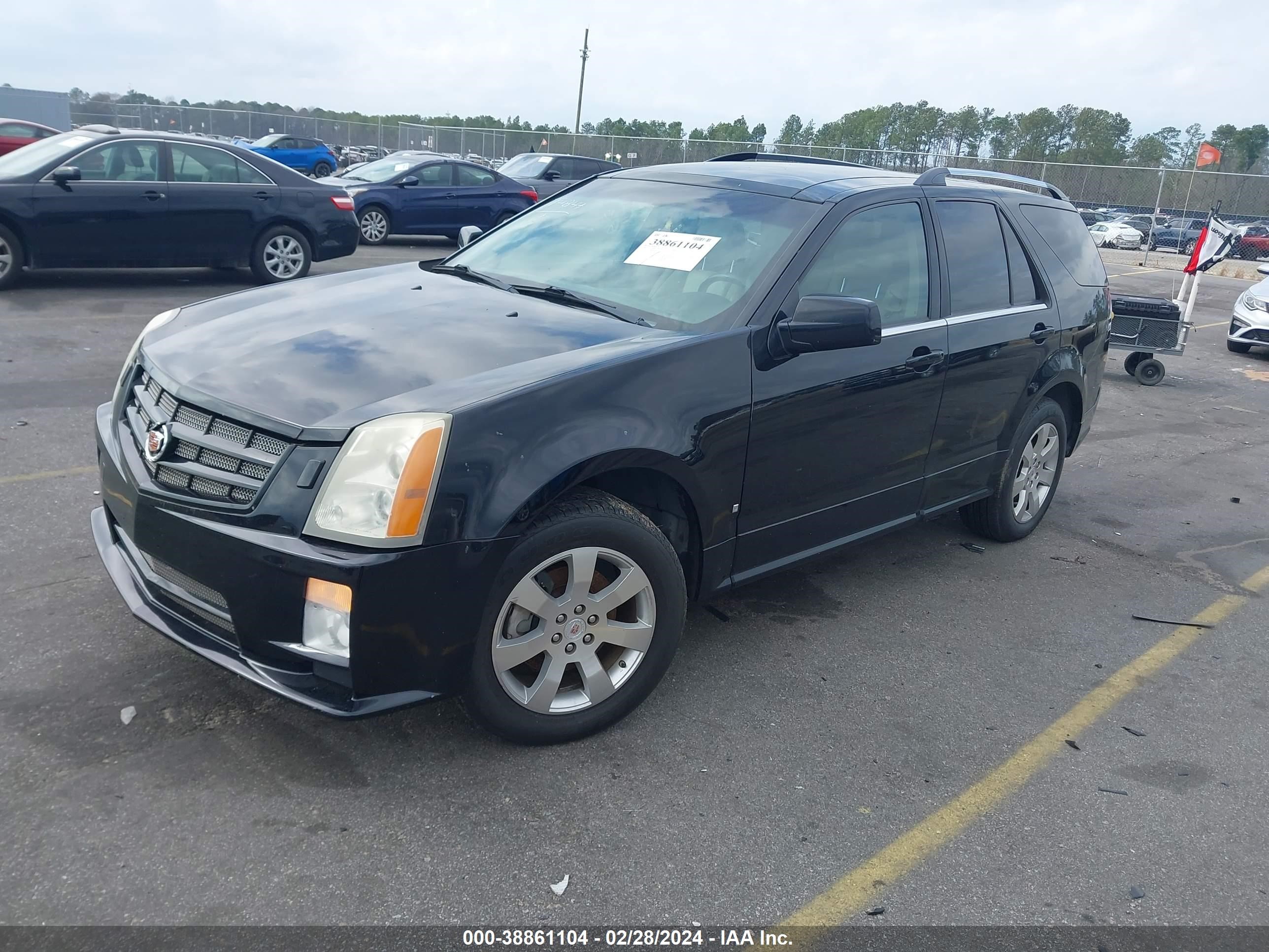 Photo 1 VIN: 1GYEE637880186900 - CADILLAC SRX 