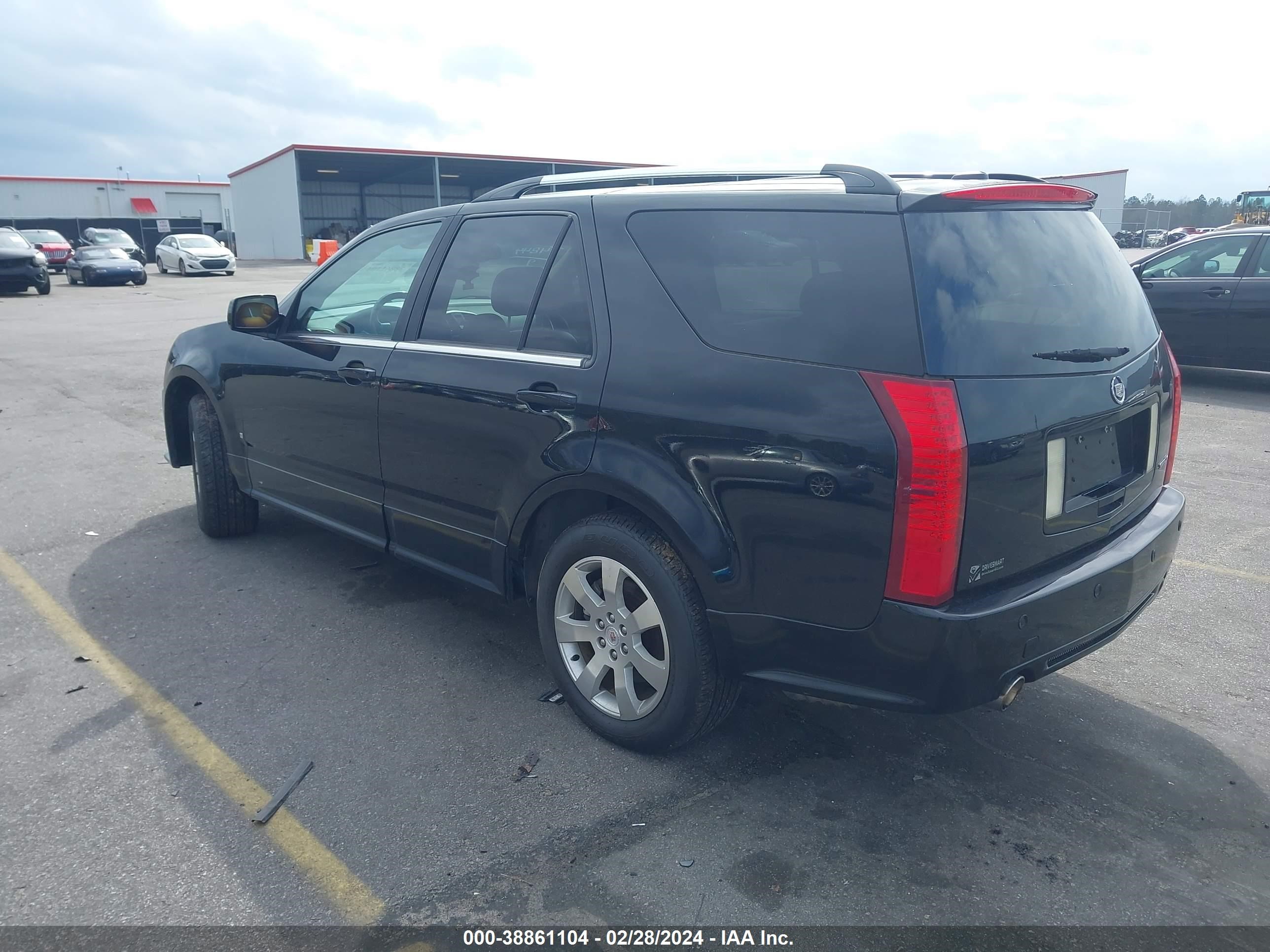 Photo 2 VIN: 1GYEE637880186900 - CADILLAC SRX 