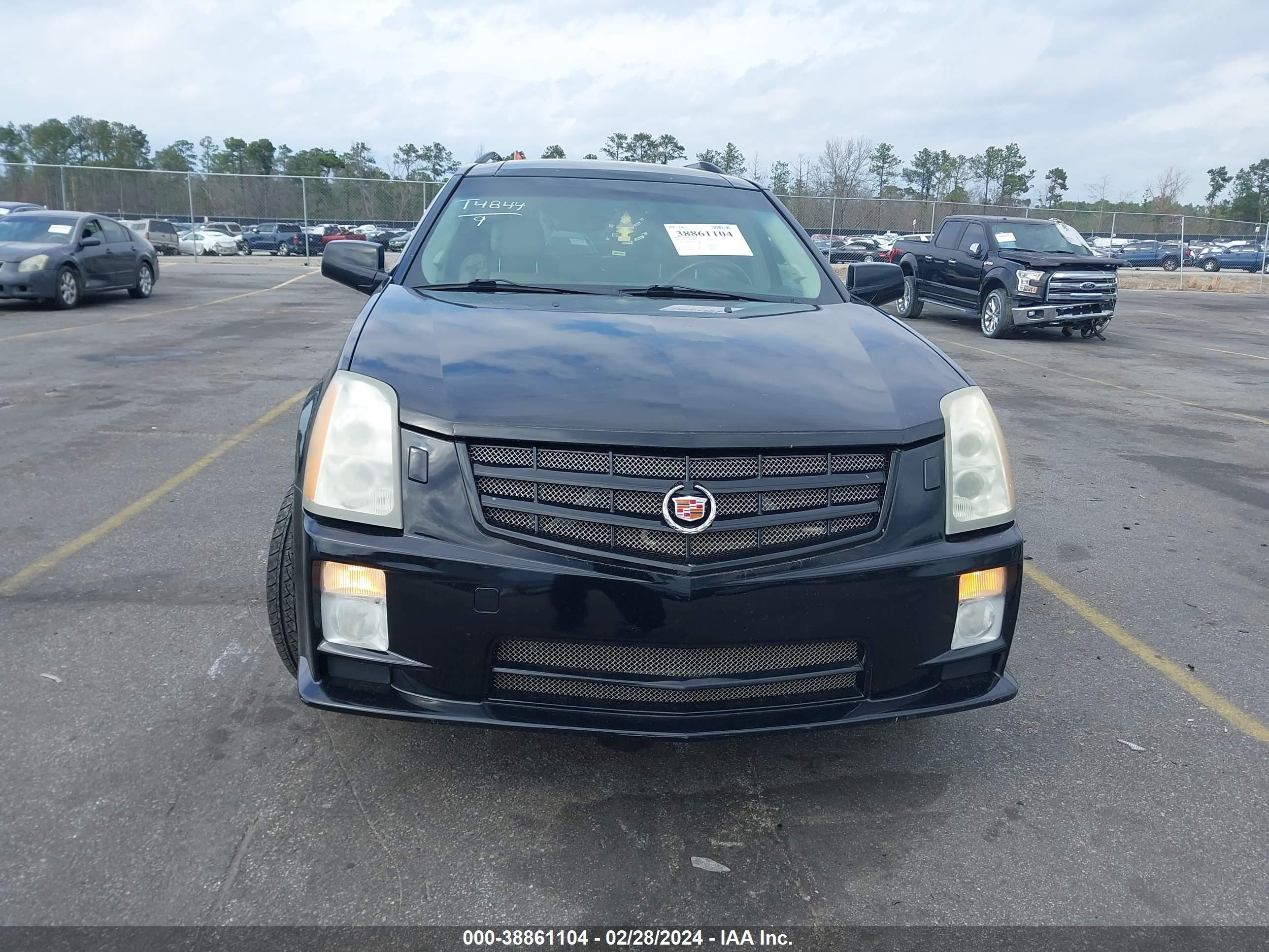 Photo 5 VIN: 1GYEE637880186900 - CADILLAC SRX 