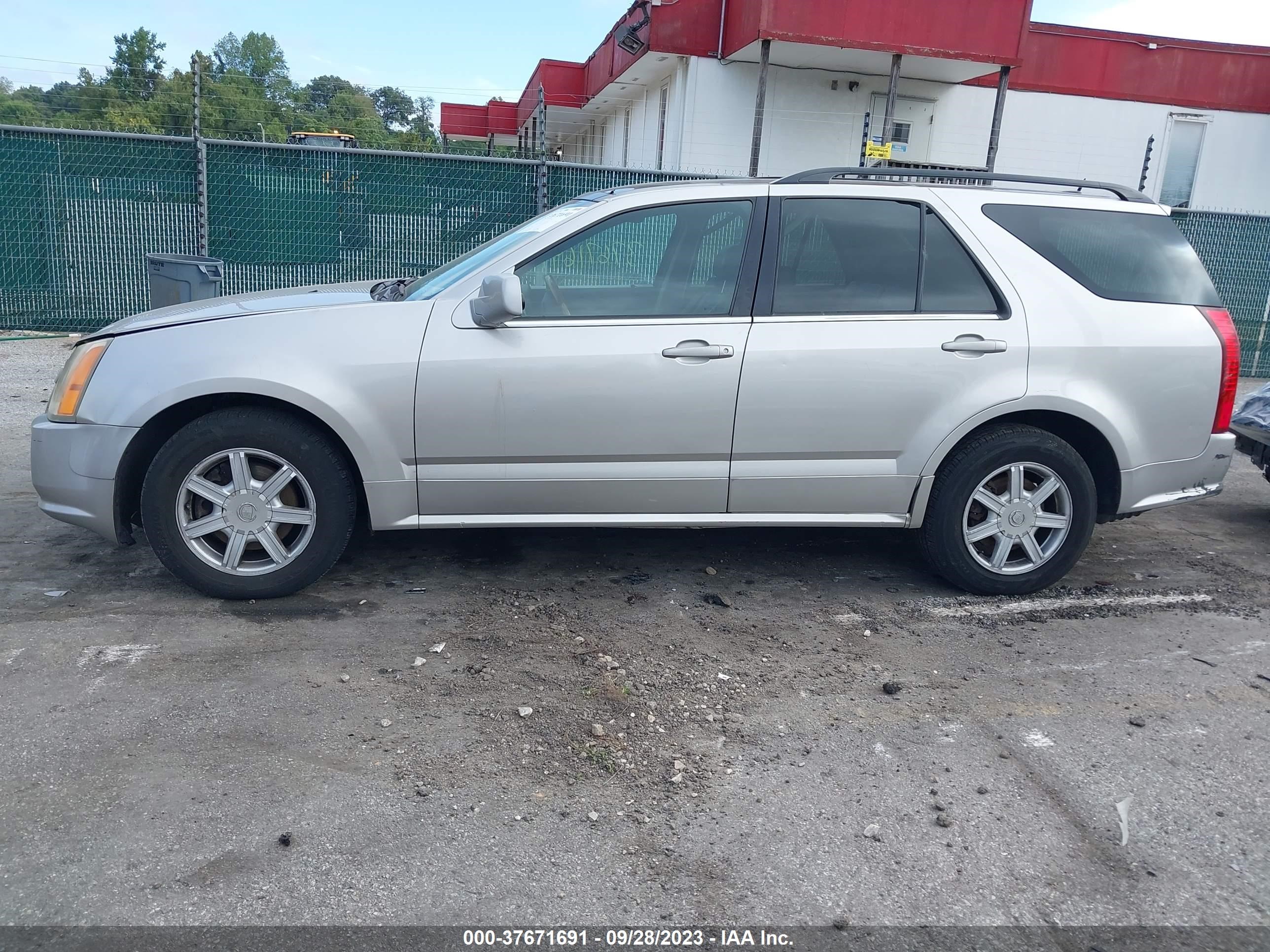 Photo 14 VIN: 1GYEE637940191310 - CADILLAC SRX 