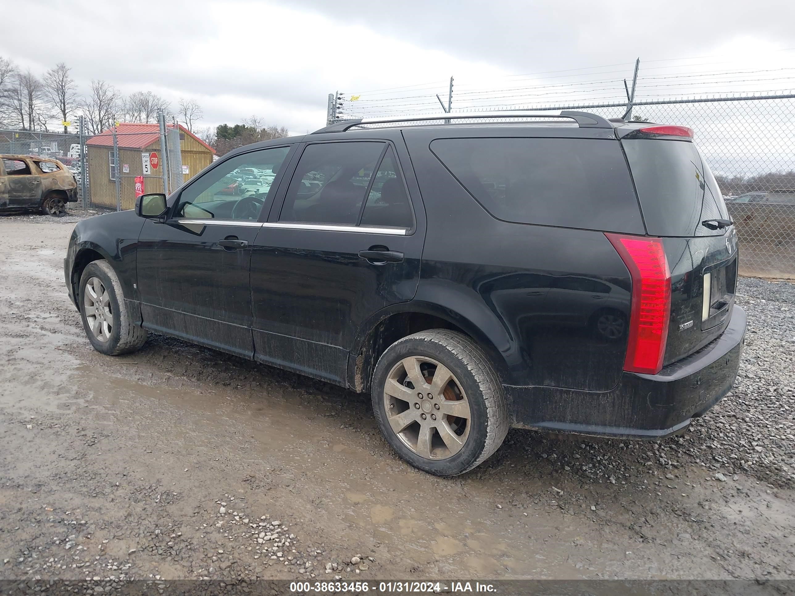 Photo 2 VIN: 1GYEE63A260222606 - CADILLAC SRX 