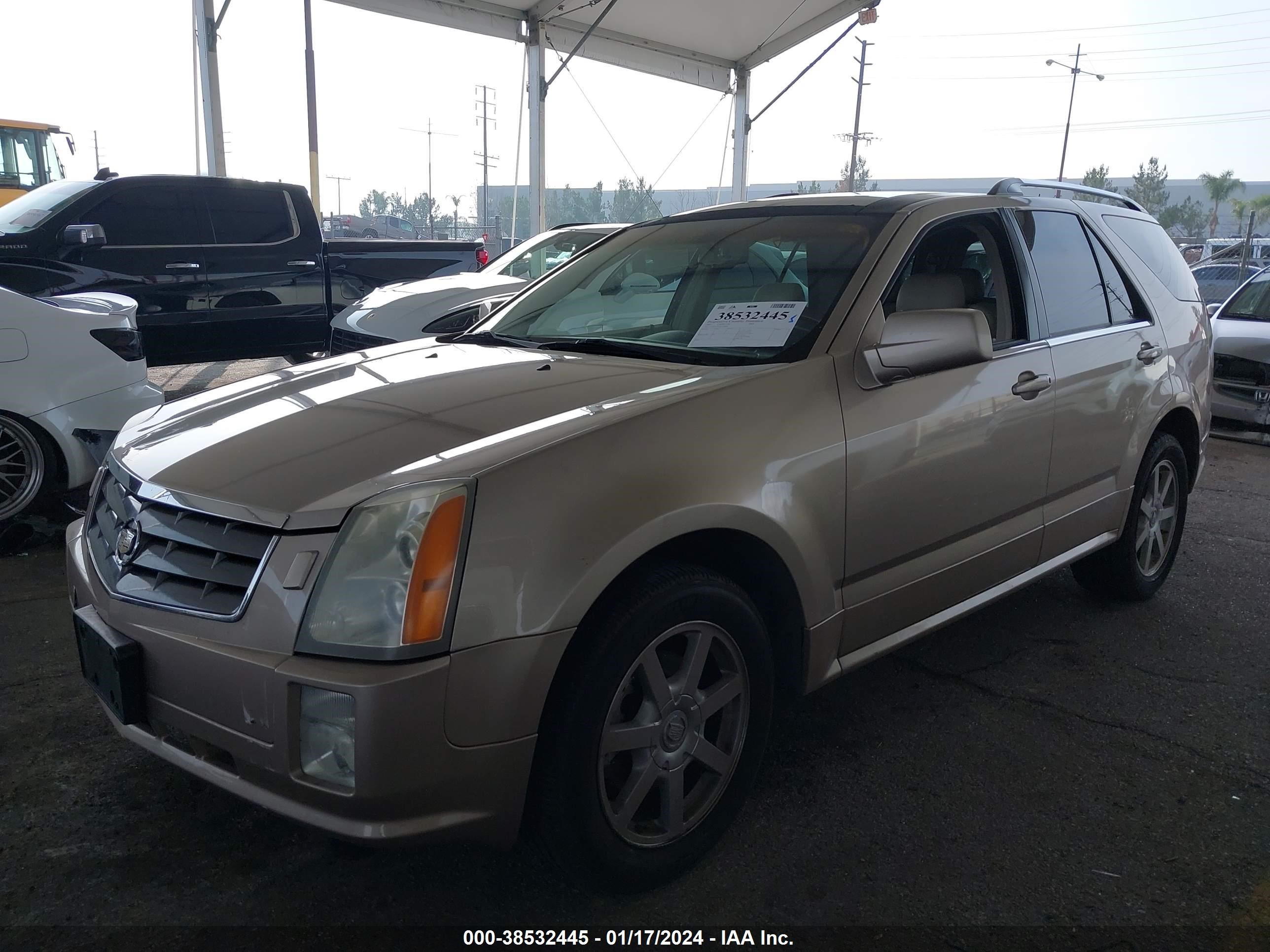 Photo 1 VIN: 1GYEE63A450170846 - CADILLAC SRX 