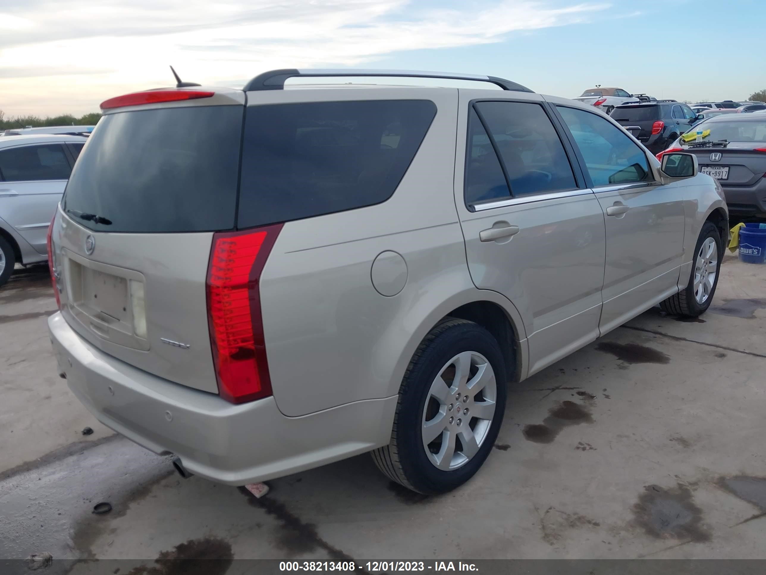 Photo 3 VIN: 1GYEE63A570182992 - CADILLAC SRX 