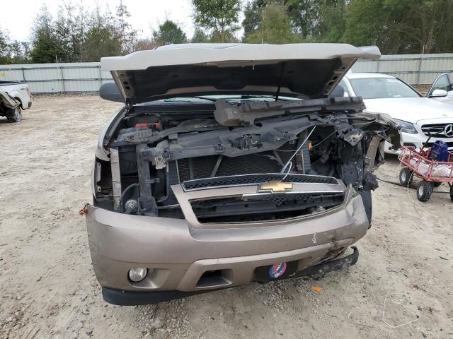 Photo 4 VIN: 1GYEE63A660148638 - CHEVROLET SUBURBAN 