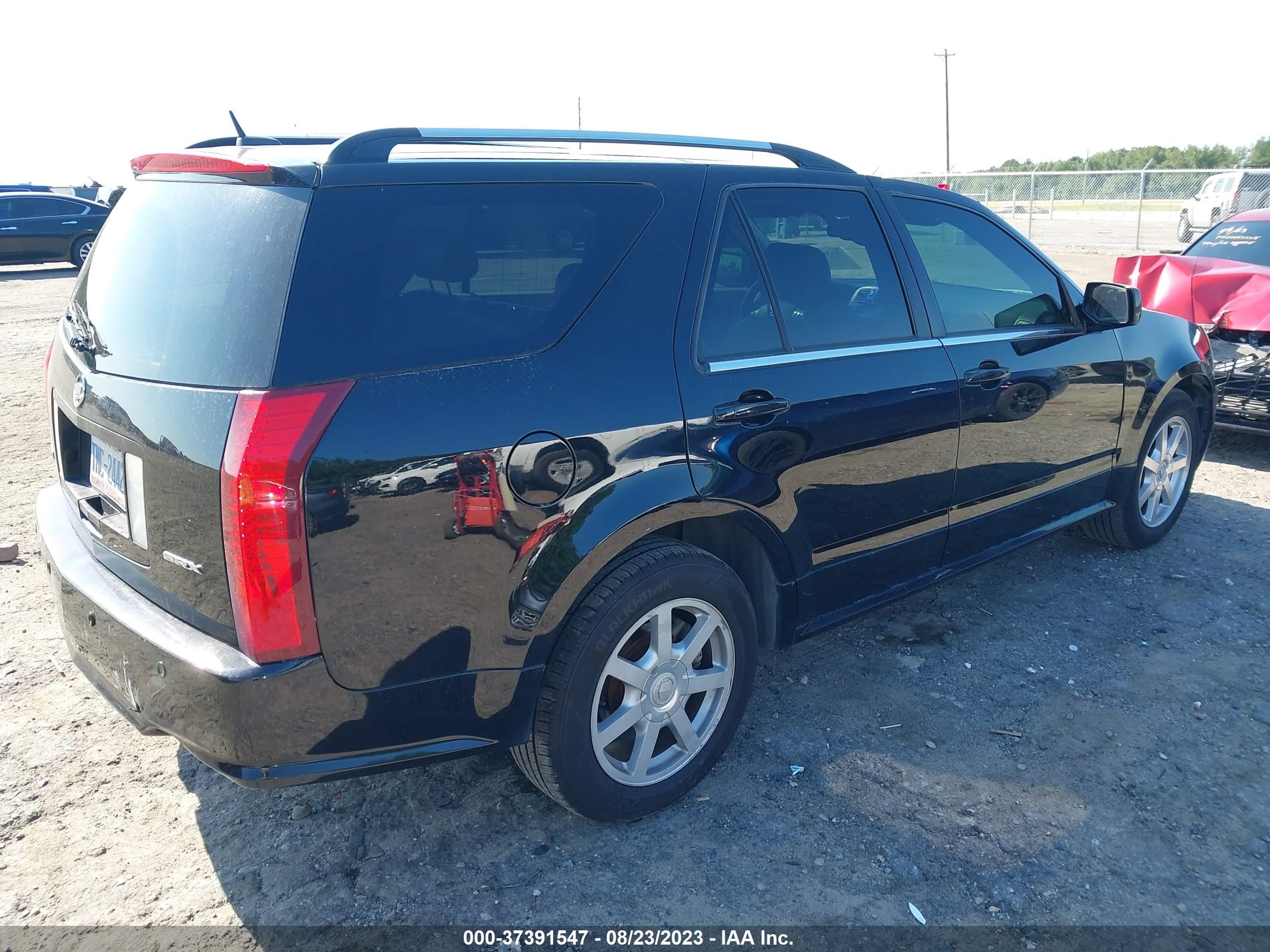 Photo 3 VIN: 1GYEE63AX50153680 - CADILLAC SRX 