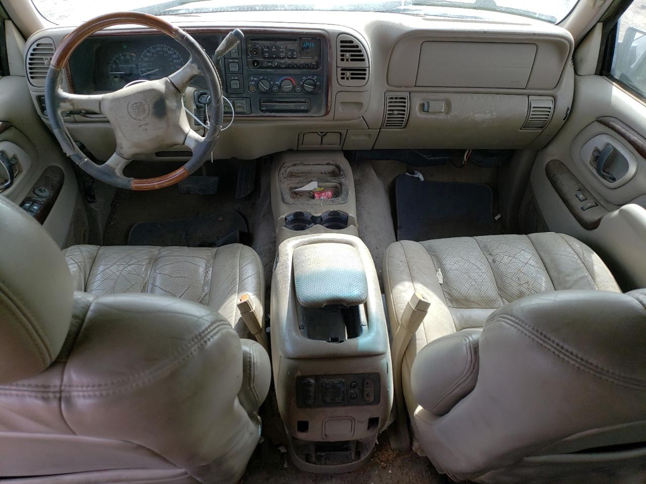 Photo 7 VIN: 1GYEK13R2XR415708 - CADILLAC ESCALADE 