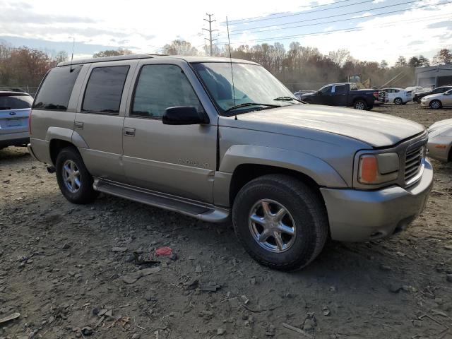 Photo 3 VIN: 1GYEK13R3XR408458 - CADILLAC ESCALADE 