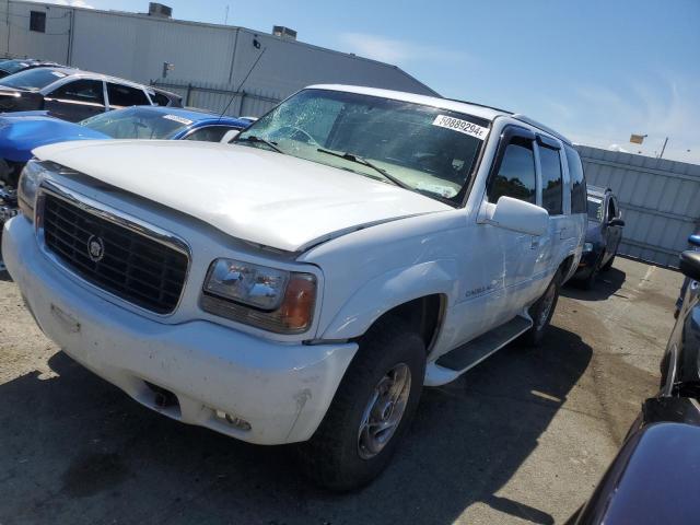 Photo 0 VIN: 1GYEK13R4YR158133 - CADILLAC ESCALADE 