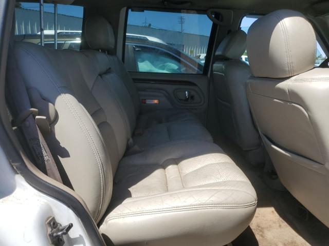 Photo 9 VIN: 1GYEK13R4YR158133 - CADILLAC ESCALADE 