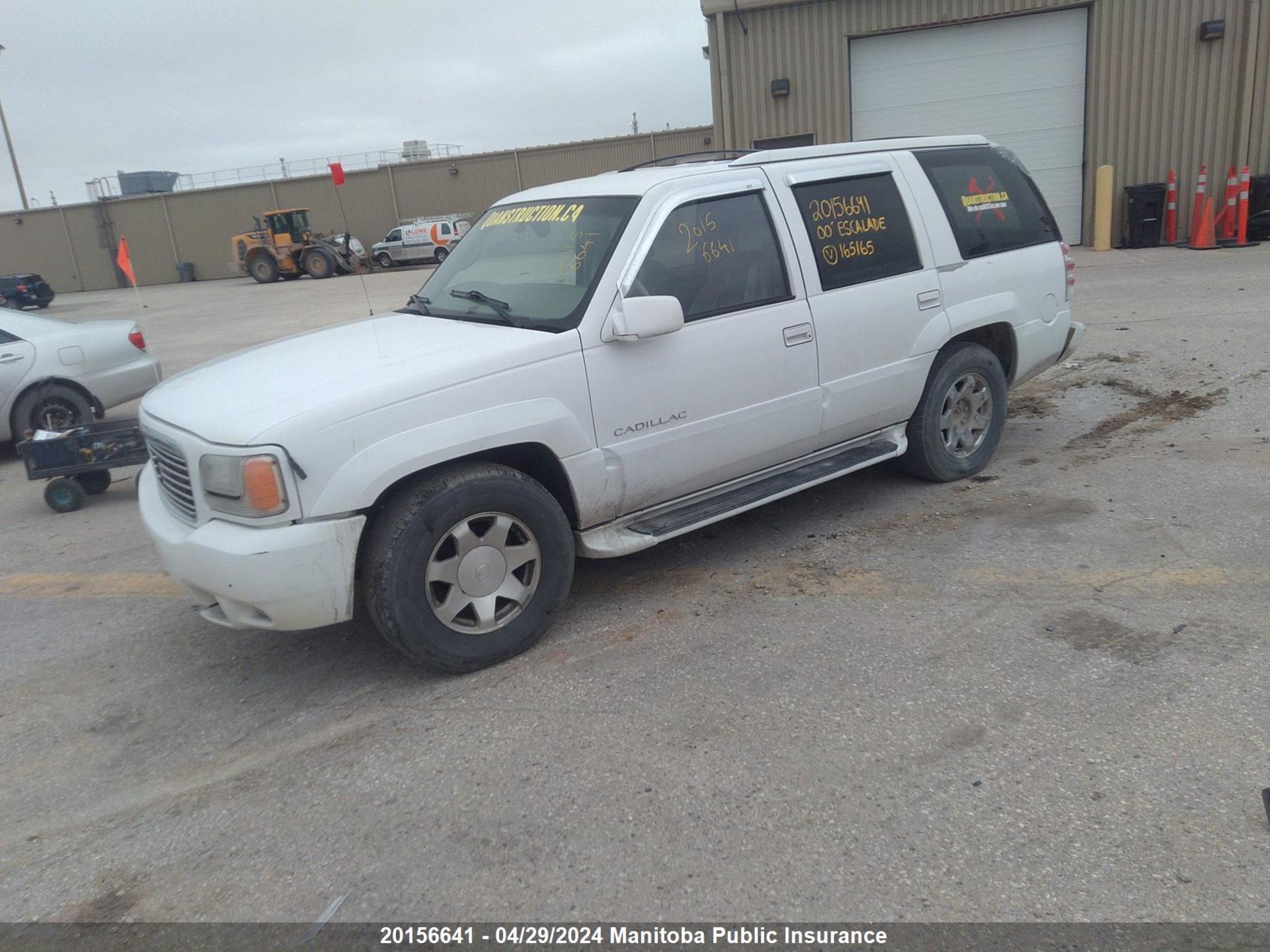 Photo 1 VIN: 1GYEK13R8YR165165 - CADILLAC ESCALADE 