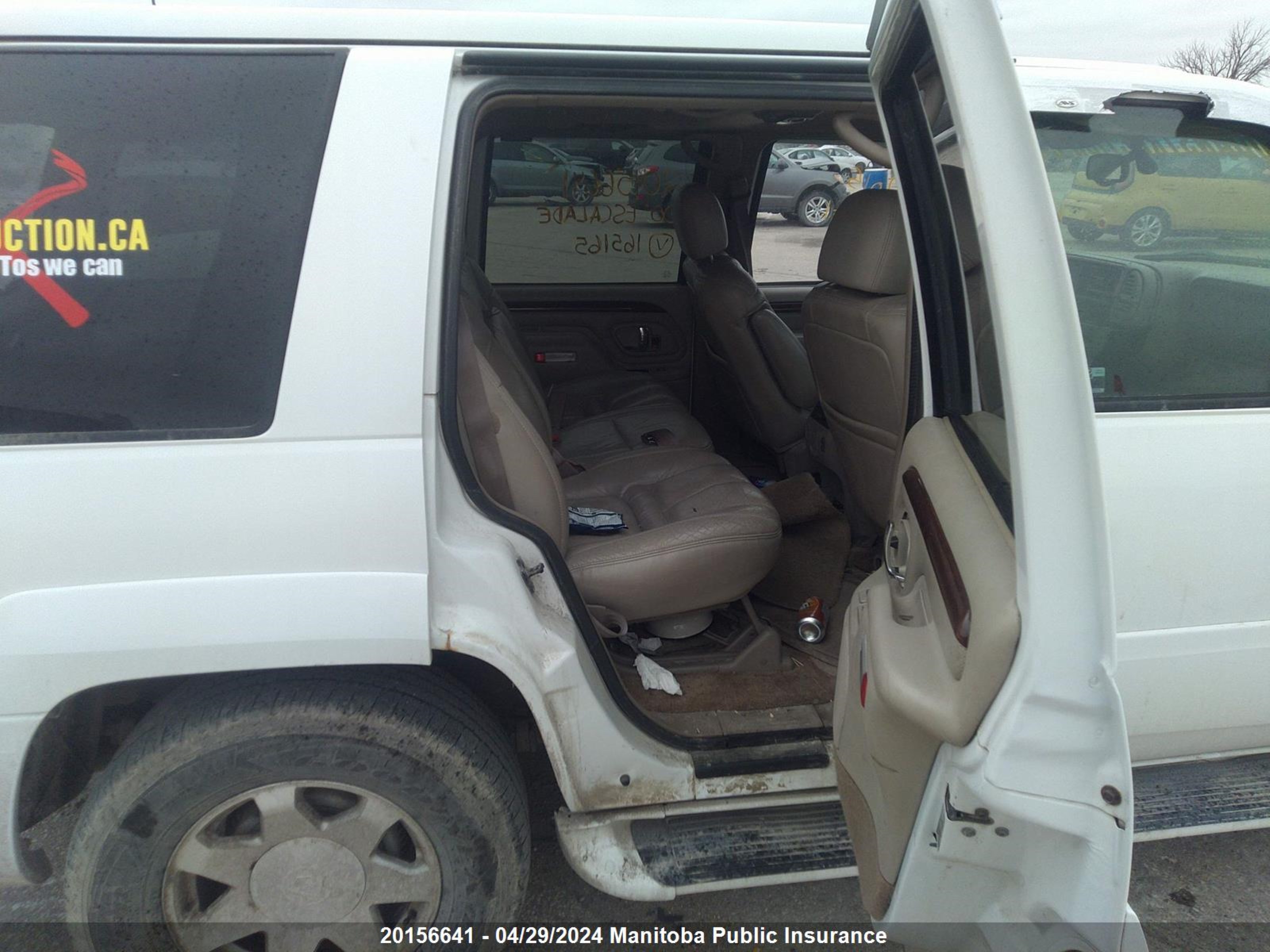 Photo 7 VIN: 1GYEK13R8YR165165 - CADILLAC ESCALADE 