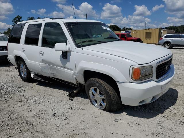 Photo 3 VIN: 1GYEK13R9YR111938 - CADILLAC ESCALADE 