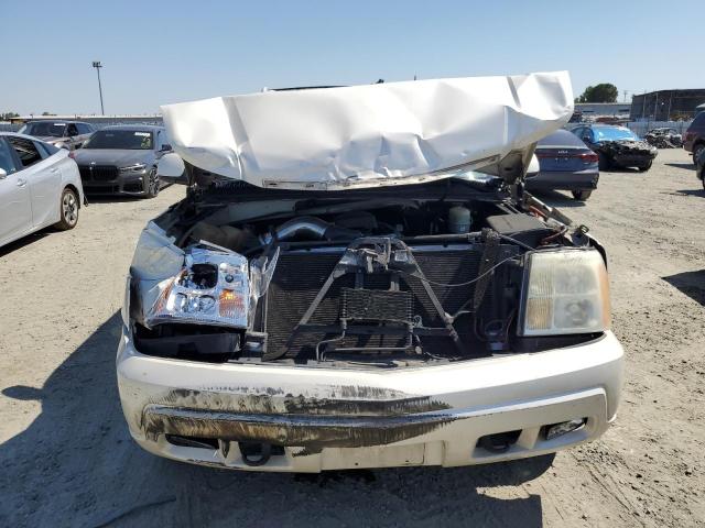 Photo 4 VIN: 1GYEK63N02R212805 - CADILLAC ESCALADE 