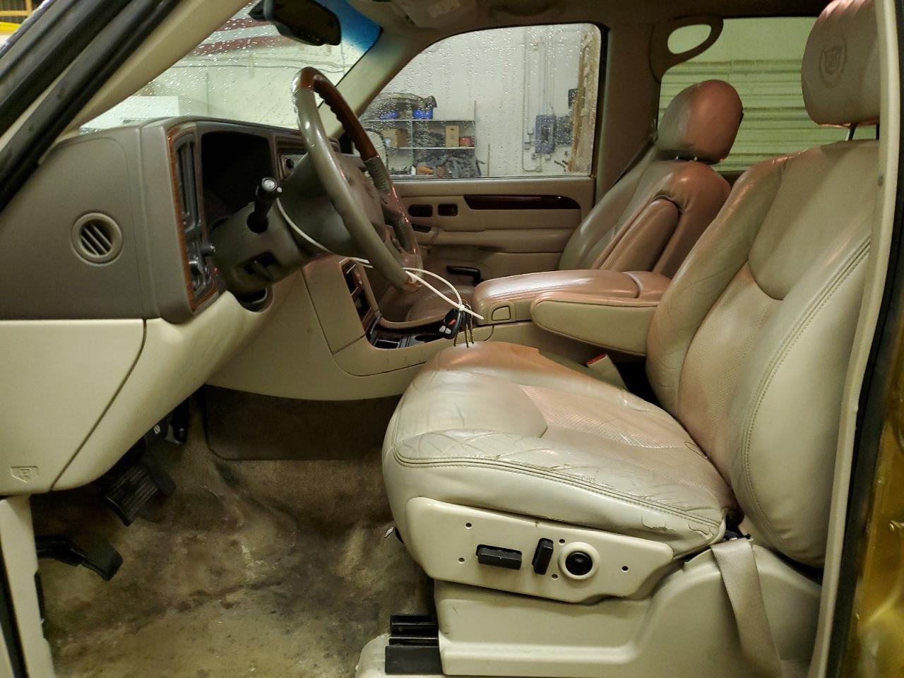 Photo 6 VIN: 1GYEK63N03R150582 - CADILLAC ESCALADE 