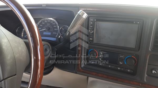 Photo 16 VIN: 1GYEK63N05R181236 - CADILLAC ESCALADE 