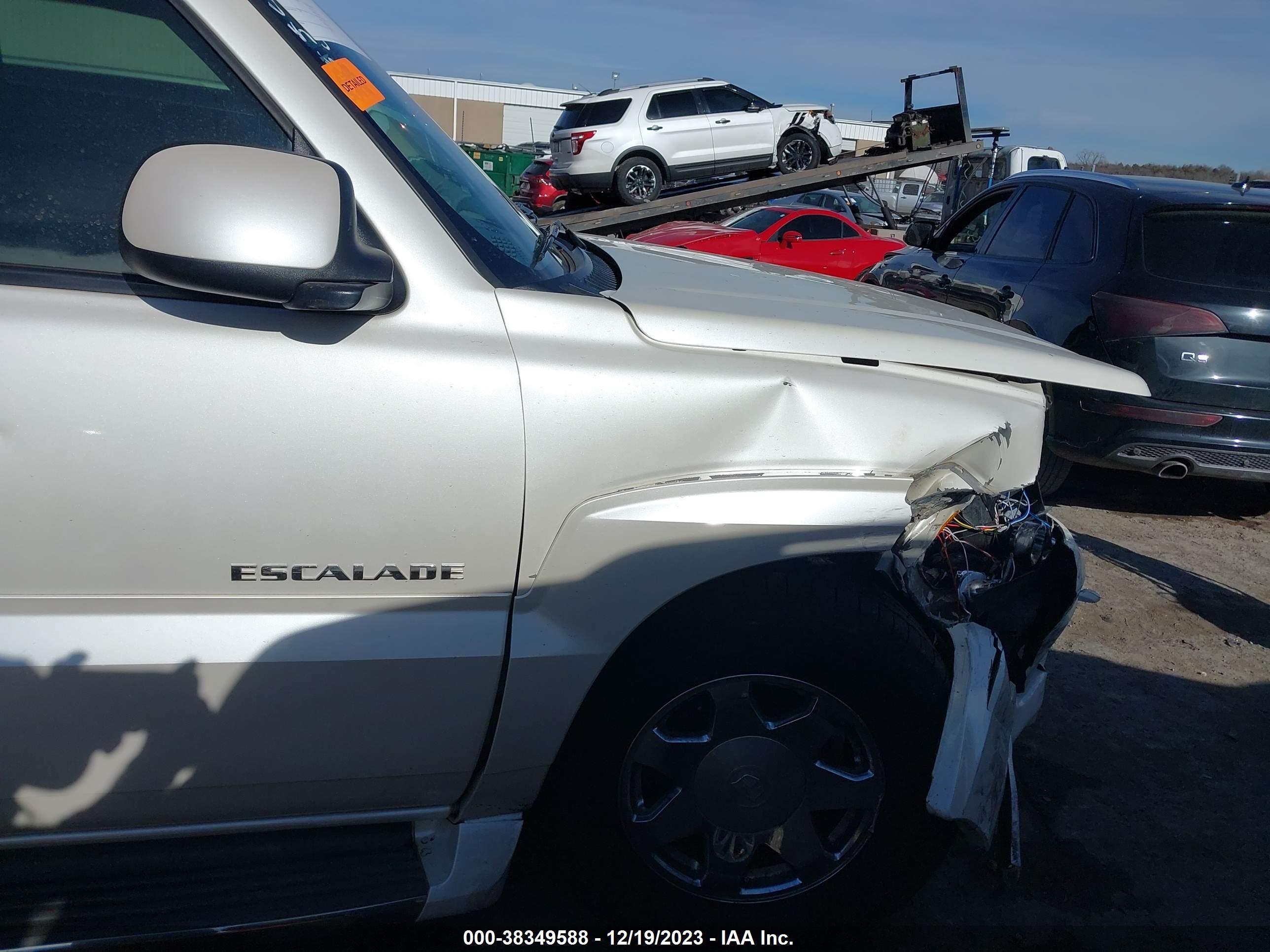 Photo 5 VIN: 1GYEK63N13R278328 - CADILLAC ESCALADE 