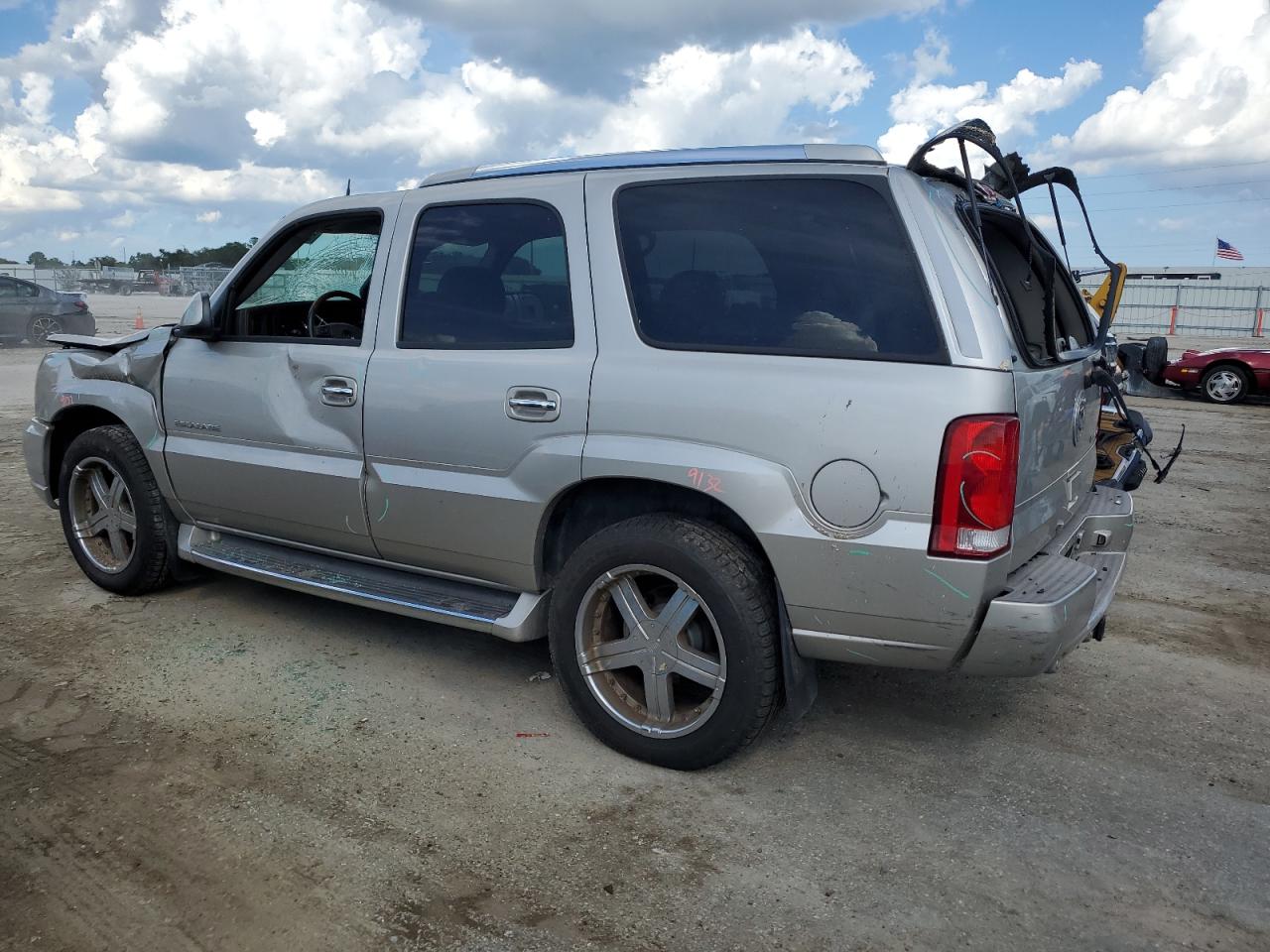 Photo 1 VIN: 1GYEK63N14R296006 - CADILLAC ESCALADE 