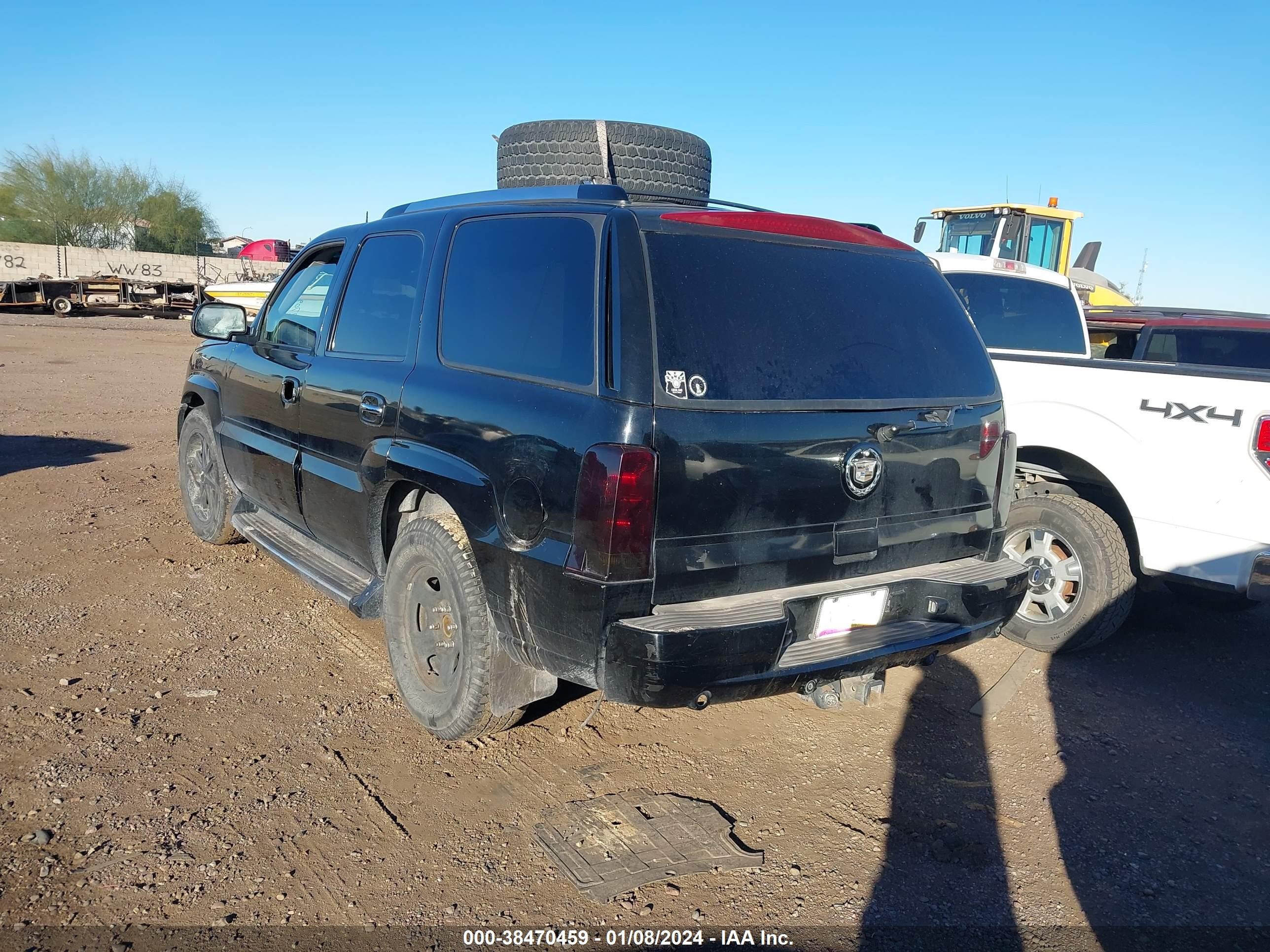 Photo 2 VIN: 1GYEK63N23R142709 - CADILLAC ESCALADE 