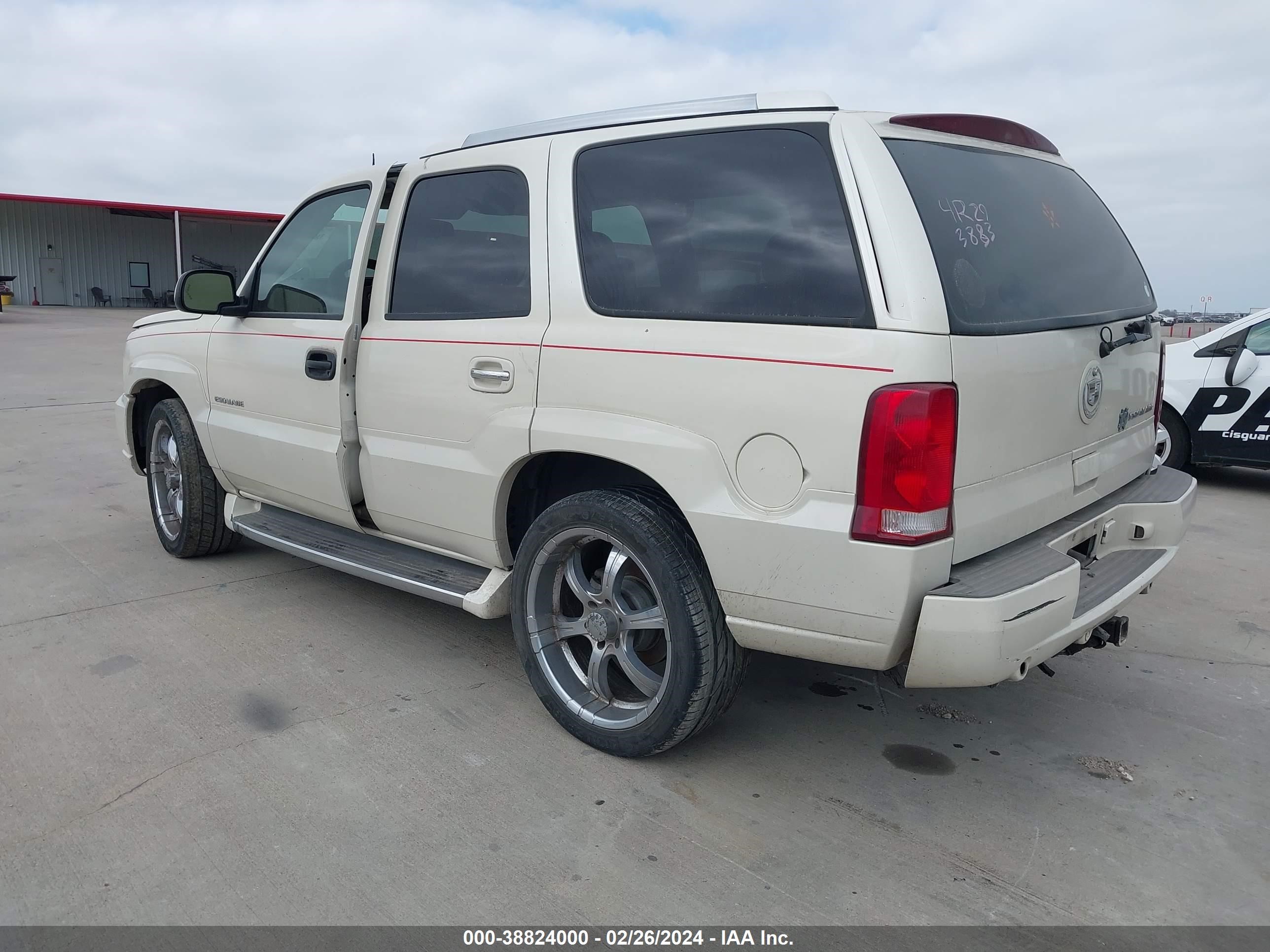 Photo 2 VIN: 1GYEK63N34R293883 - CADILLAC ESCALADE 