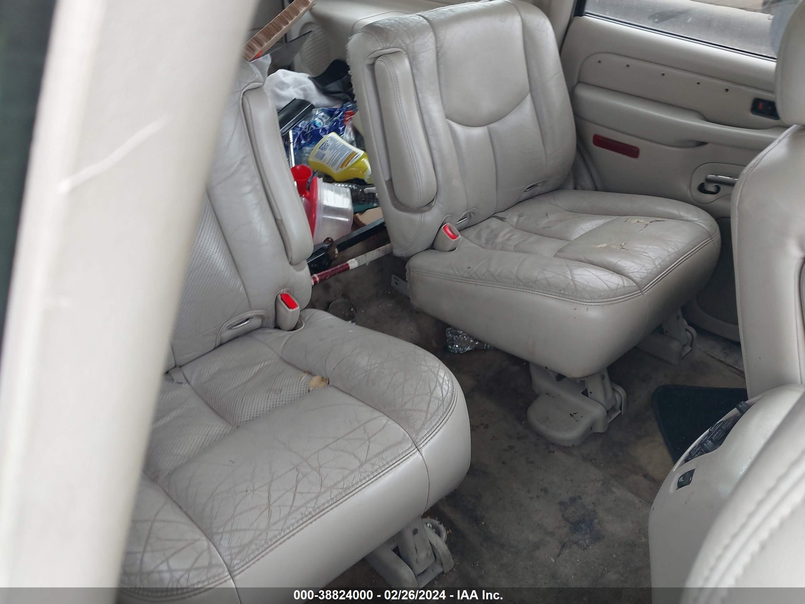 Photo 7 VIN: 1GYEK63N34R293883 - CADILLAC ESCALADE 