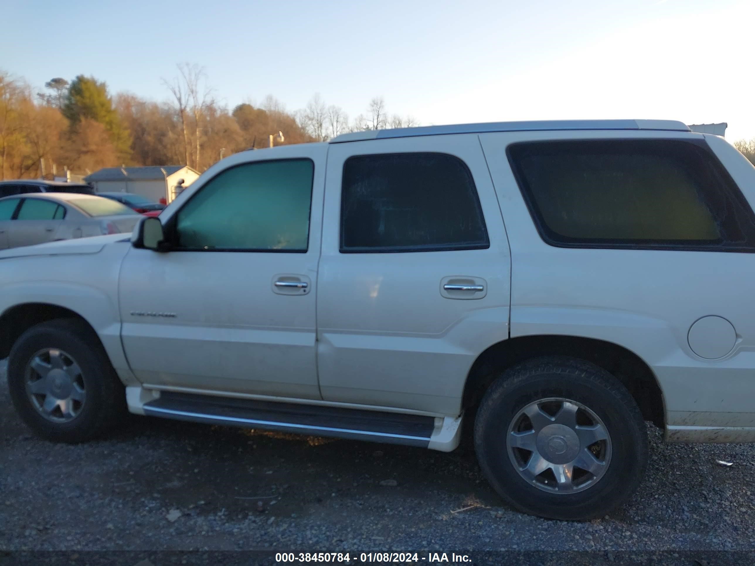 Photo 14 VIN: 1GYEK63N44R306530 - CADILLAC ESCALADE 