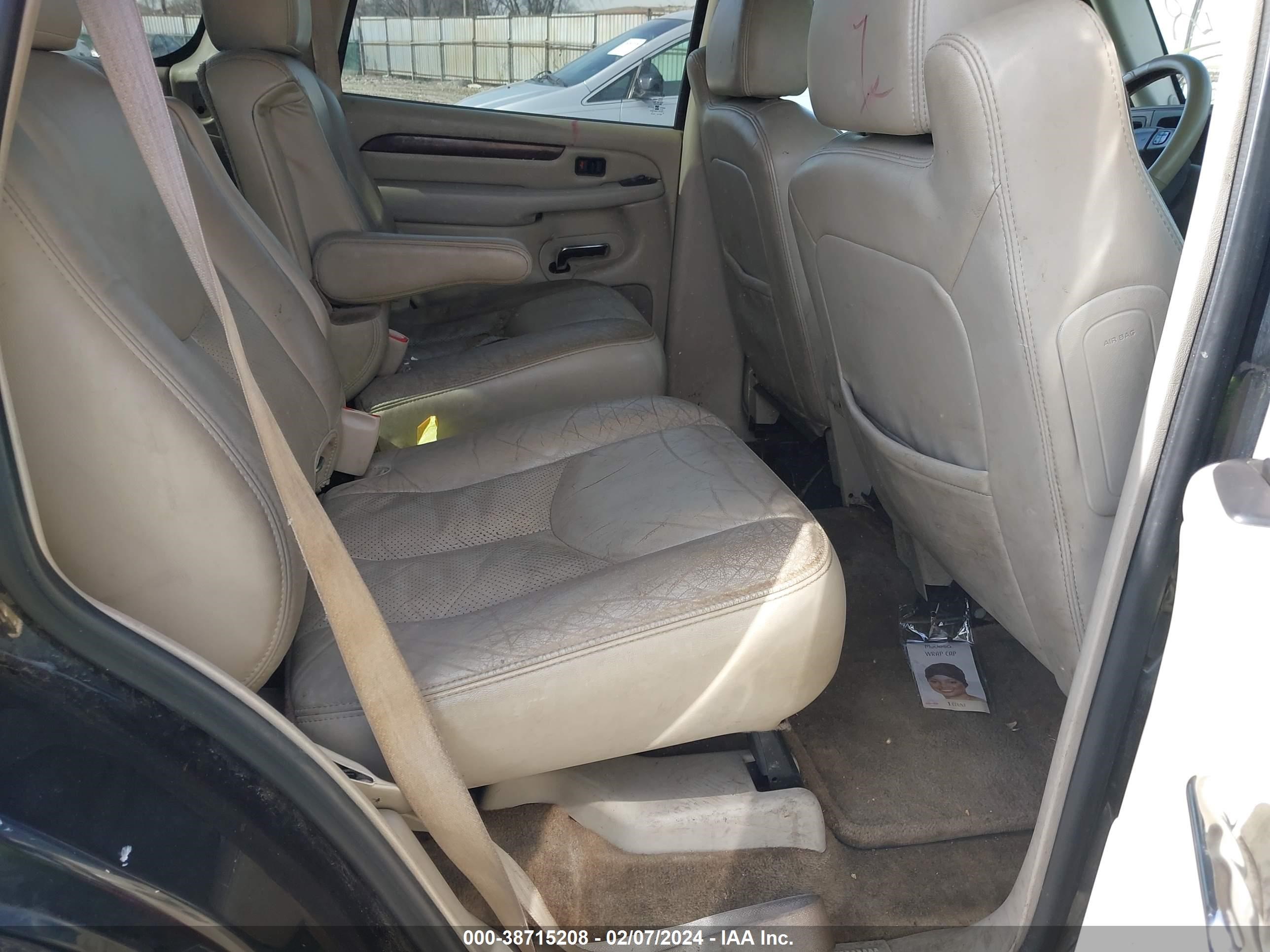 Photo 7 VIN: 1GYEK63N46R142814 - CADILLAC ESCALADE 