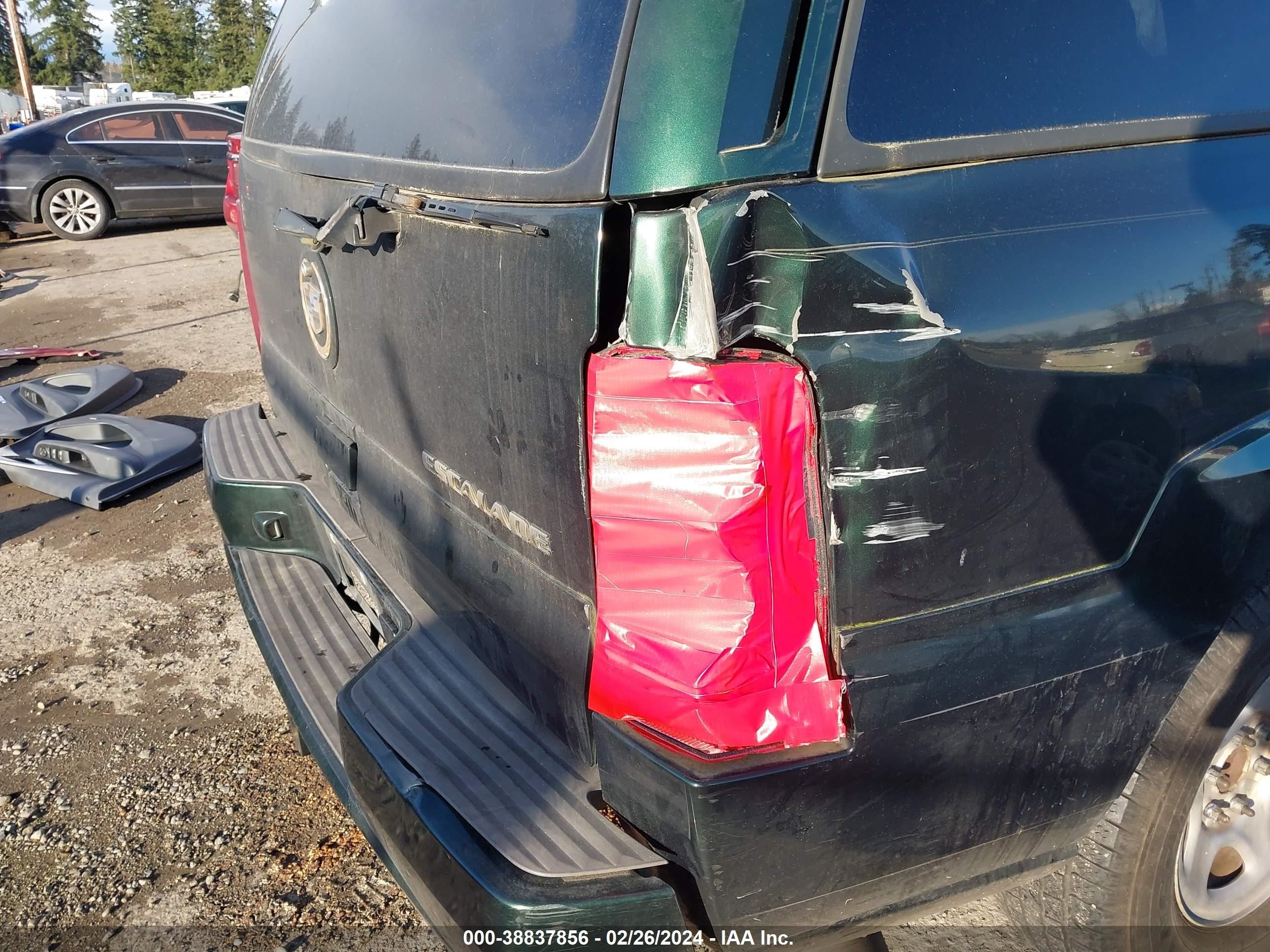 Photo 5 VIN: 1GYEK63N52R100257 - CADILLAC ESCALADE 