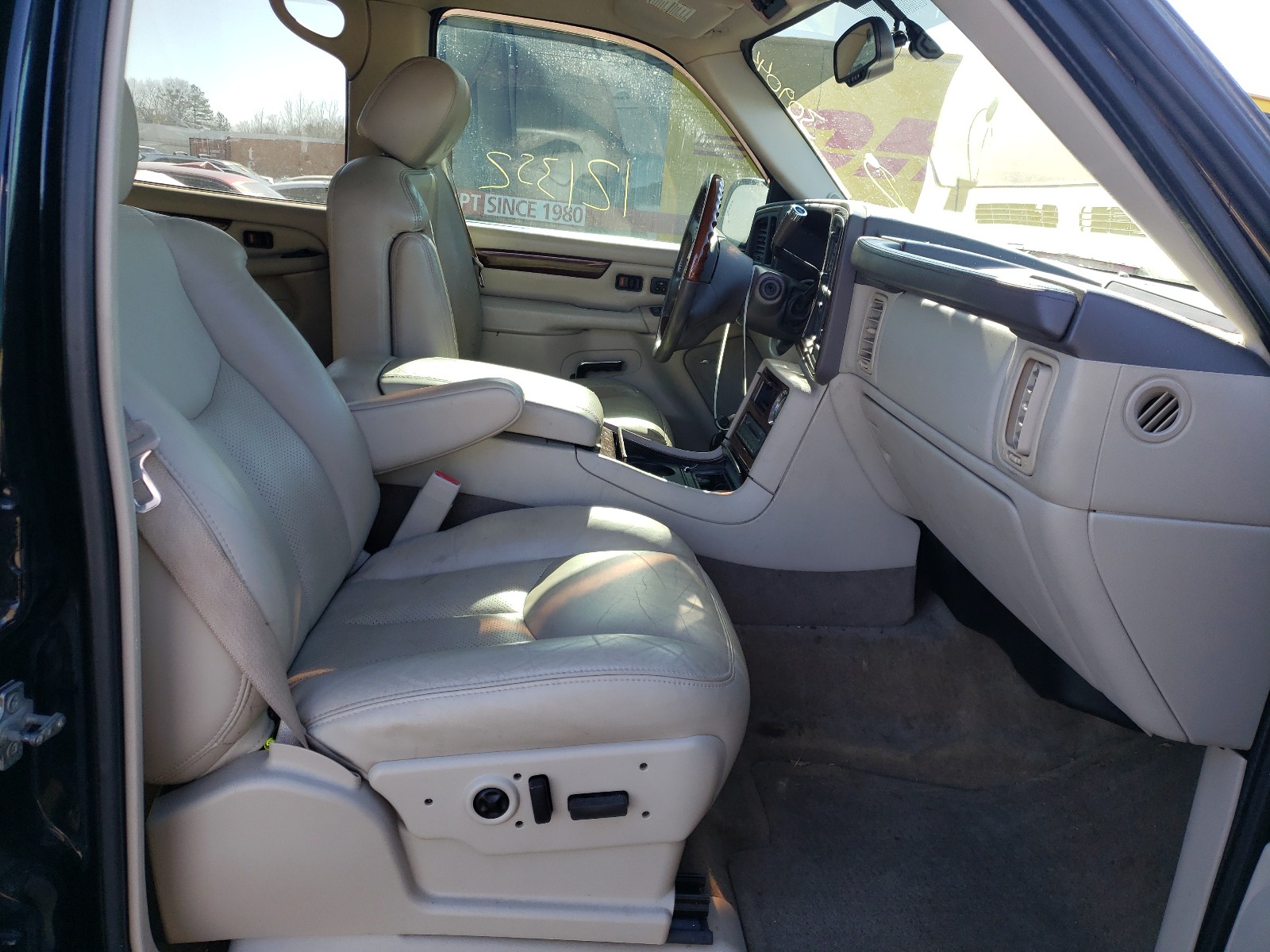 Photo 4 VIN: 1GYEK63N56R110132 - CADILLAC ESCALADE L 