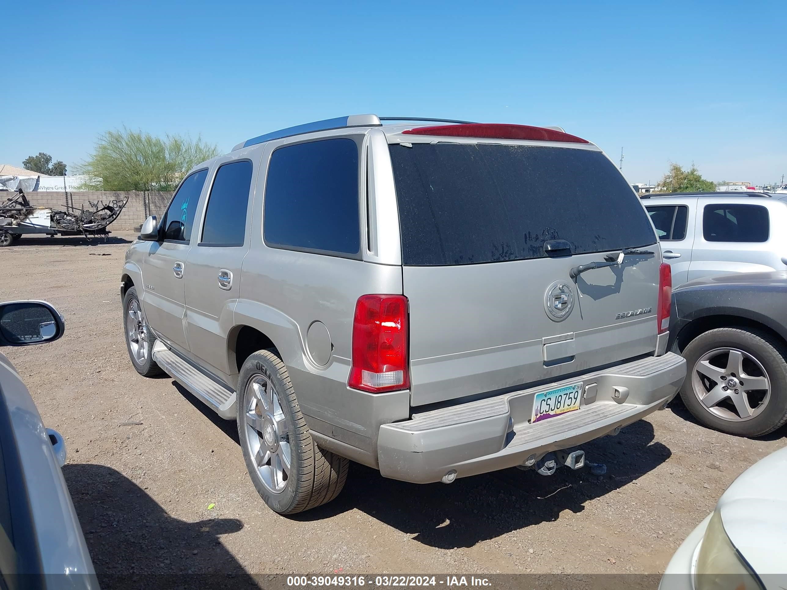 Photo 2 VIN: 1GYEK63N56R140697 - CADILLAC ESCALADE 