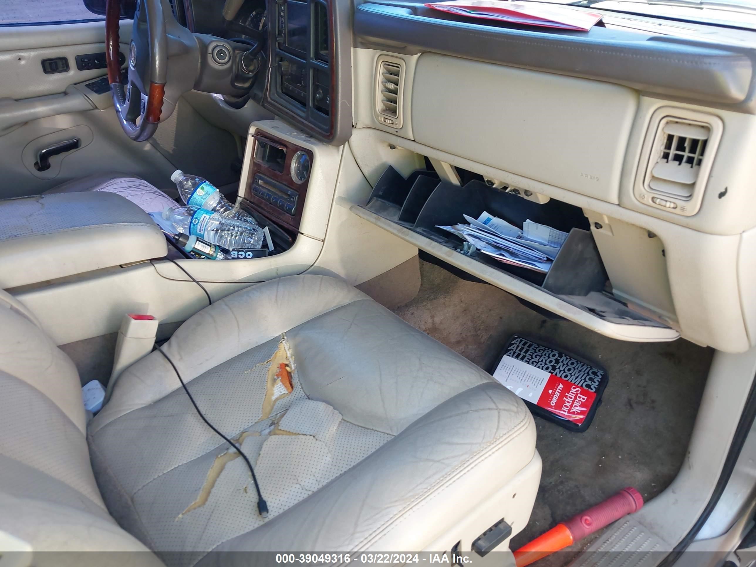 Photo 4 VIN: 1GYEK63N56R140697 - CADILLAC ESCALADE 