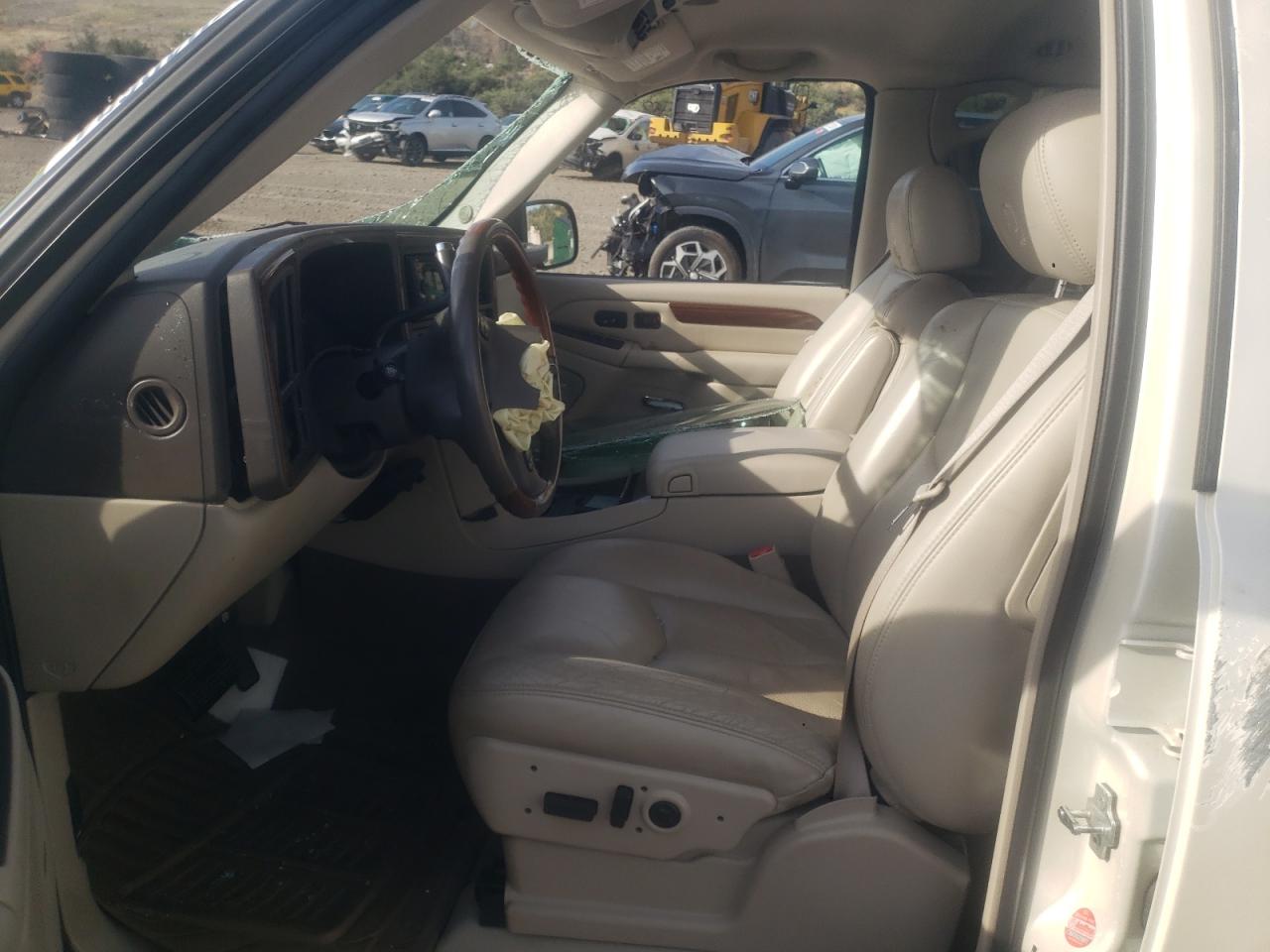 Photo 6 VIN: 1GYEK63N64R254172 - CADILLAC ESCALADE 