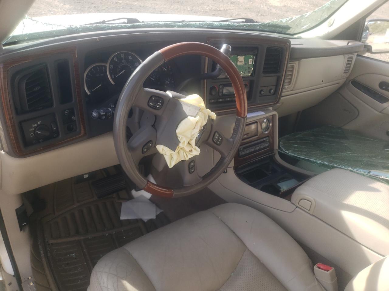 Photo 7 VIN: 1GYEK63N64R254172 - CADILLAC ESCALADE 