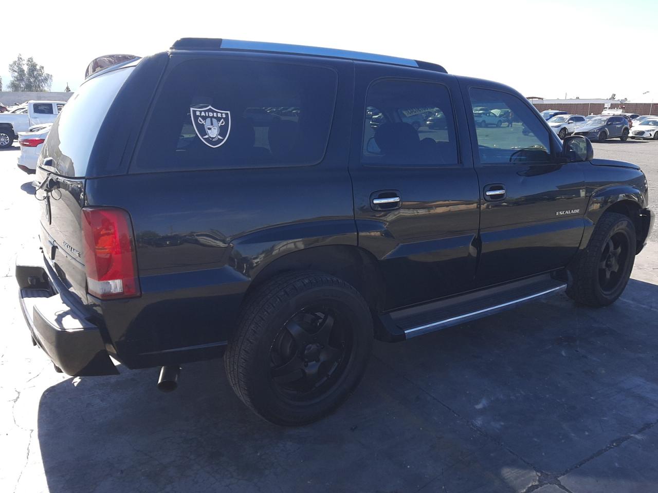 Photo 2 VIN: 1GYEK63N75R153868 - CADILLAC ESCALADE 