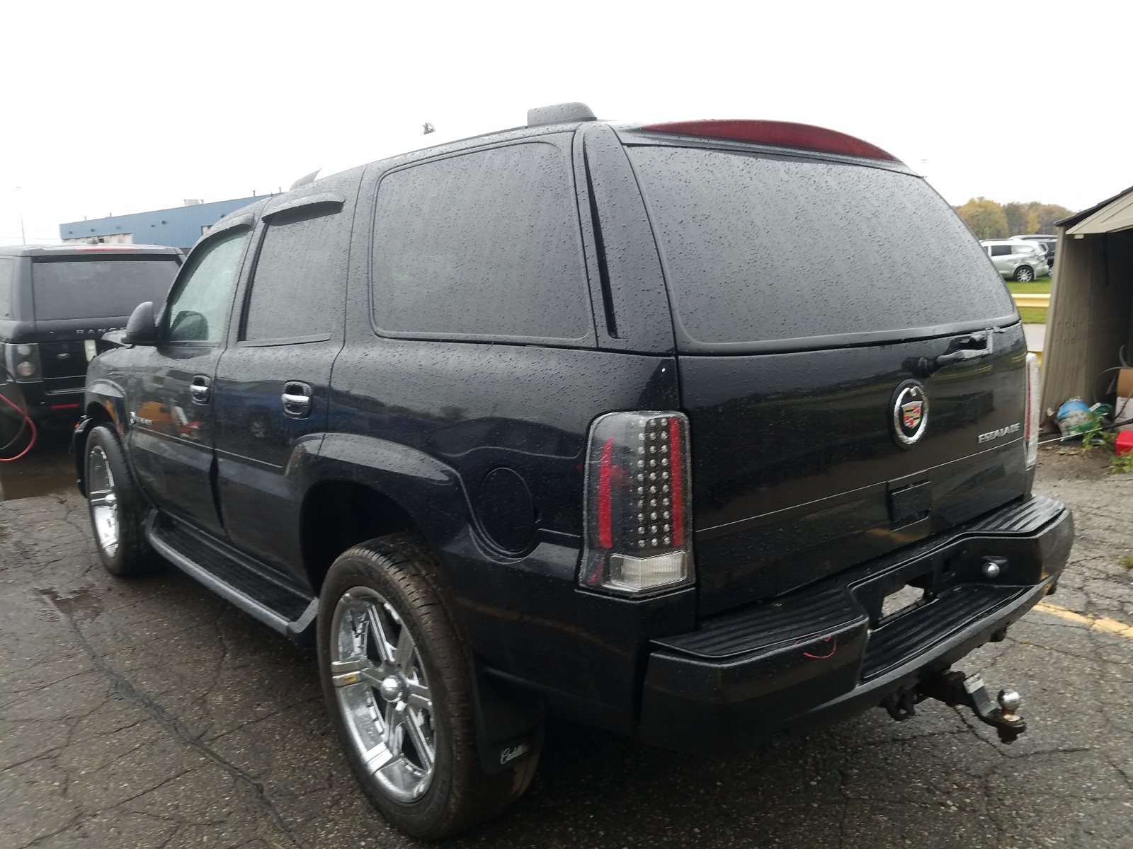 Photo 2 VIN: 1GYEK63N84R220962 - CADILLAC ESCALADE L 