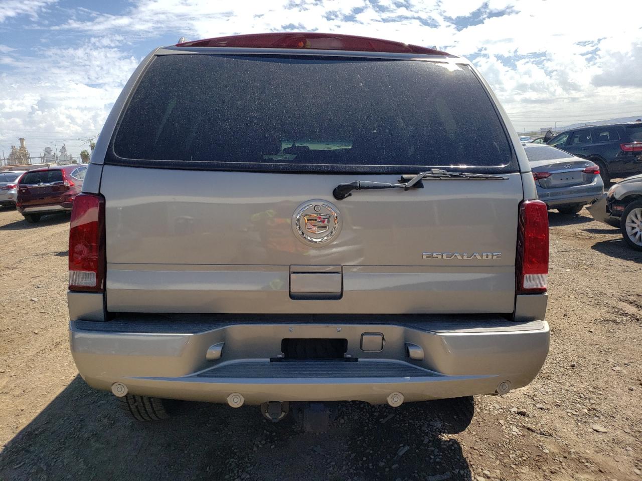 Photo 5 VIN: 1GYEK63N92R314362 - CADILLAC ESCALADE 