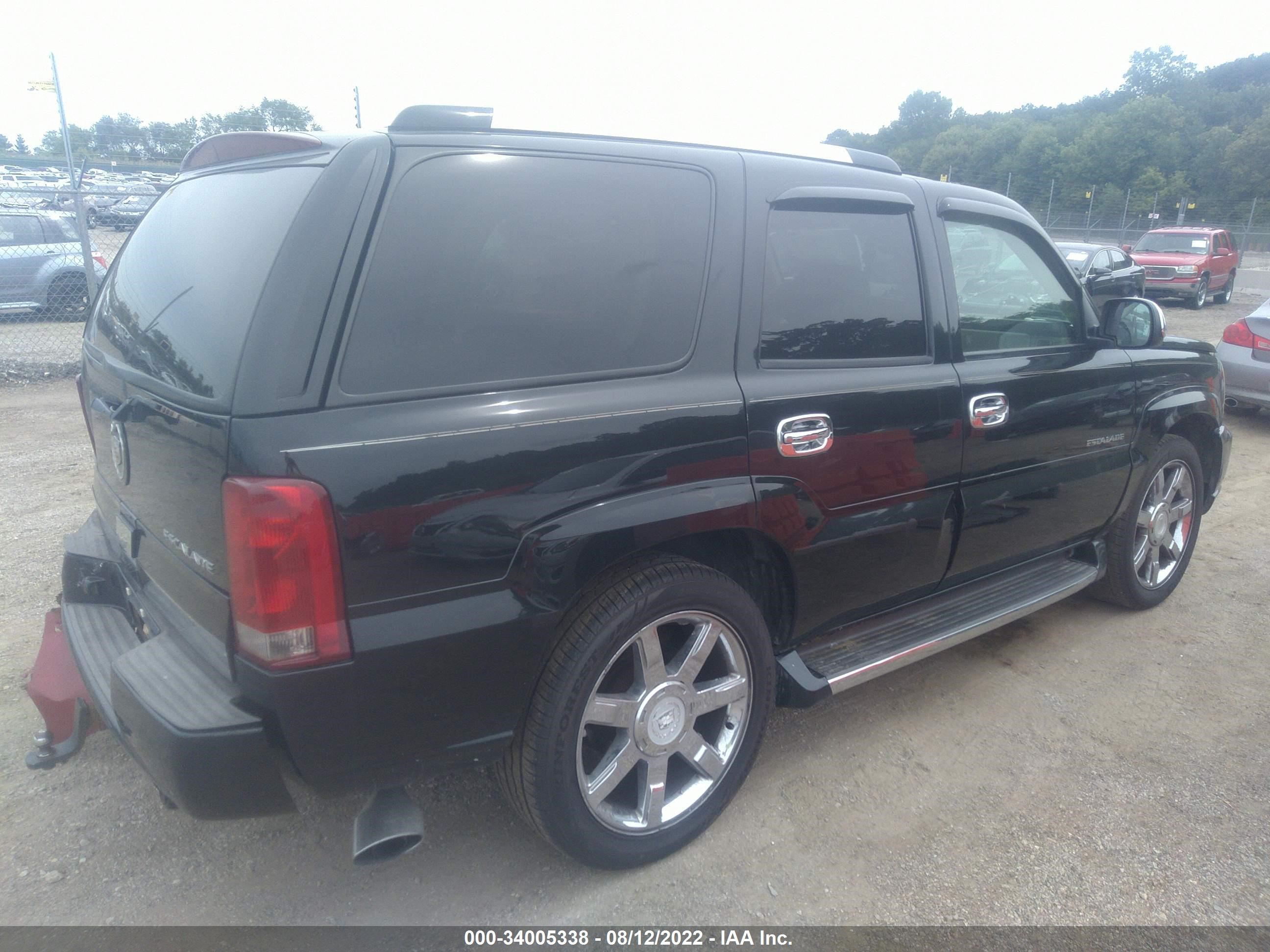 Photo 3 VIN: 1GYEK63N94R199393 - CADILLAC ESCALADE 