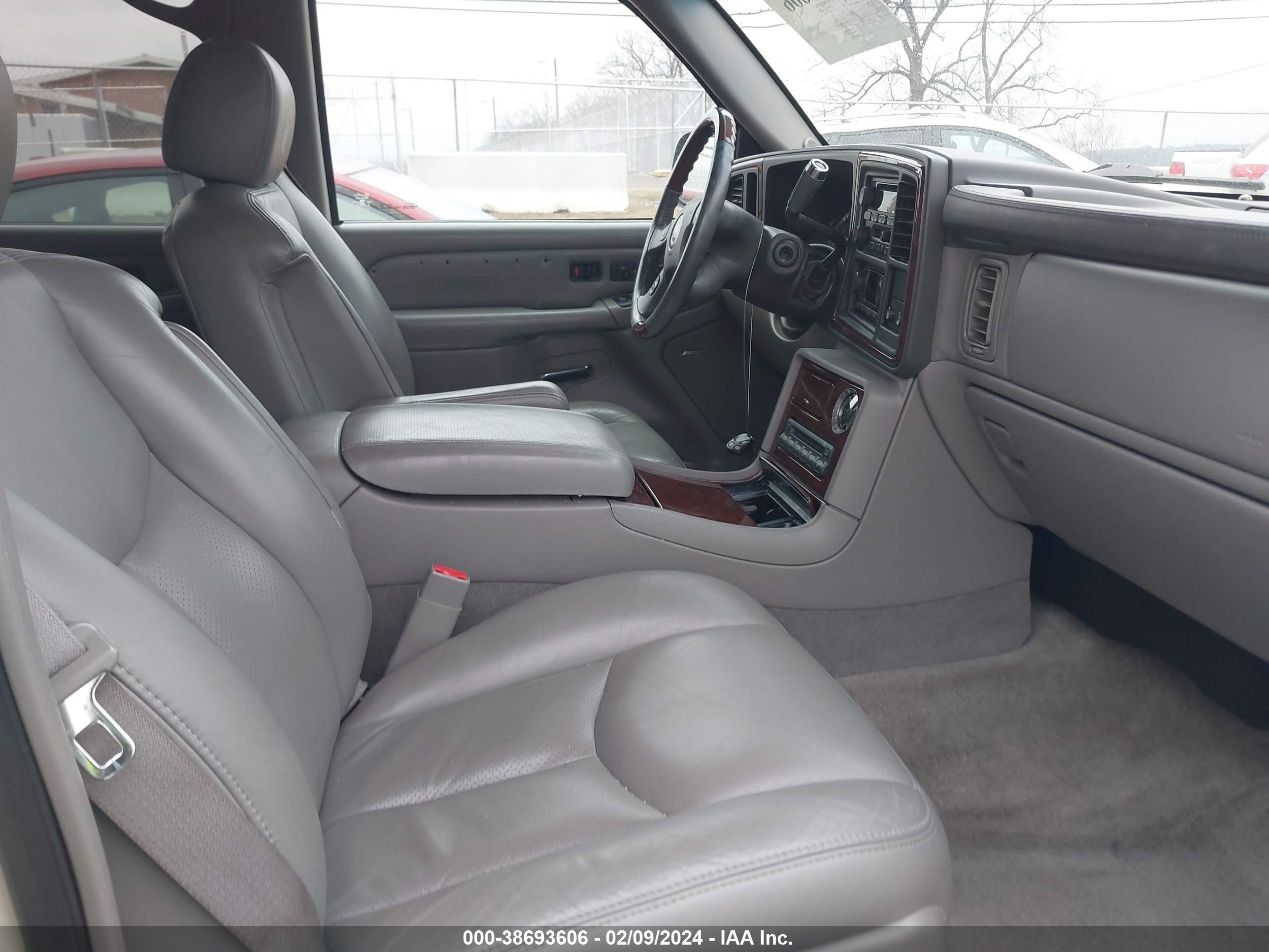 Photo 4 VIN: 1GYEK63N96R147488 - CADILLAC ESCALADE 