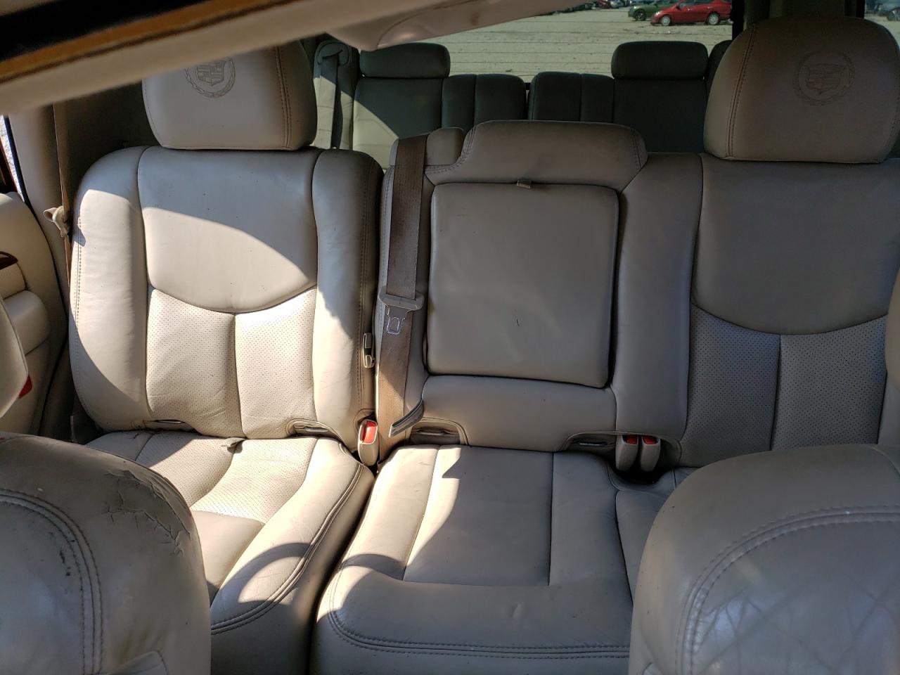 Photo 9 VIN: 1GYEK63NX3R215325 - CADILLAC ESCALADE 