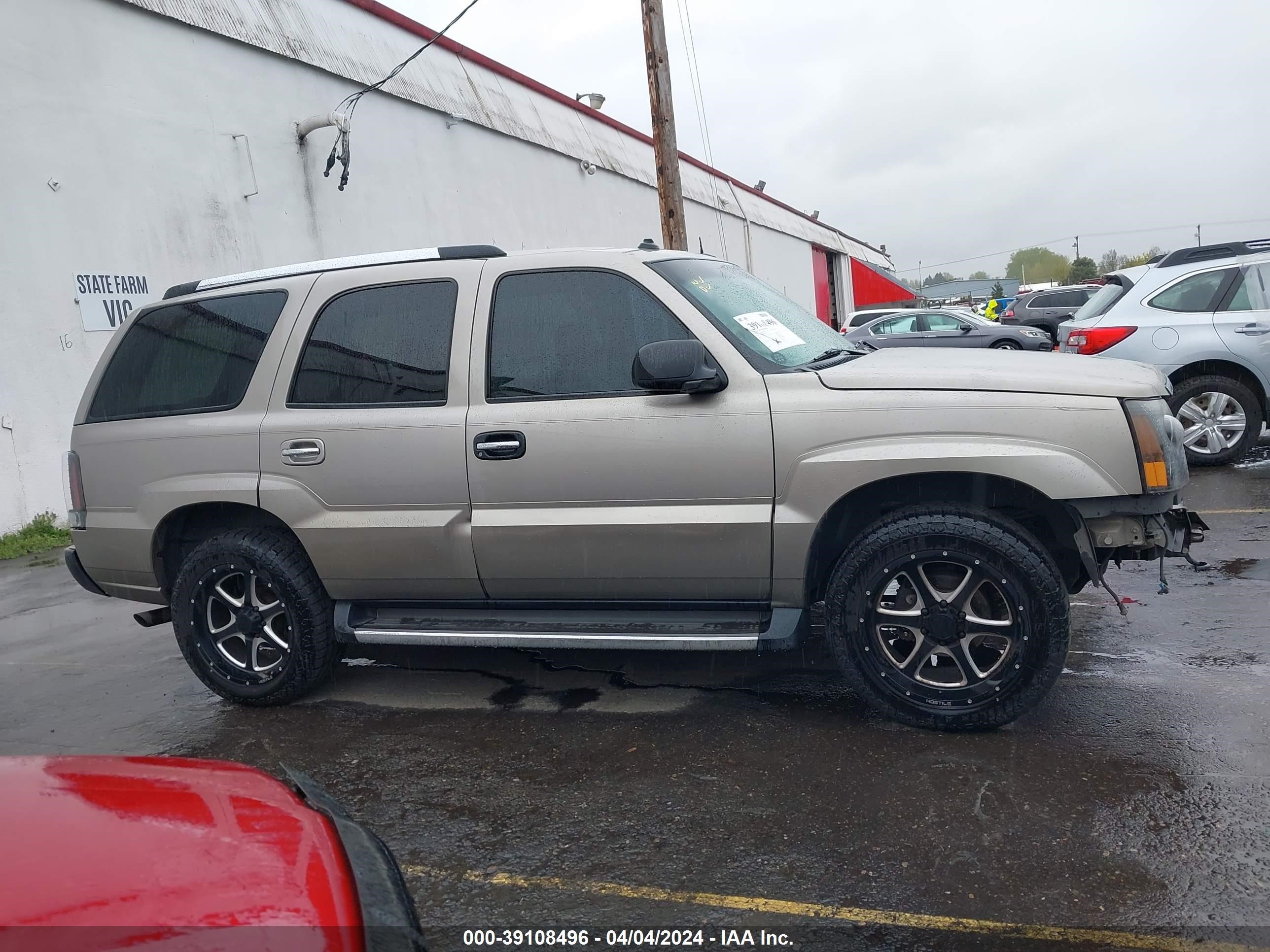 Photo 12 VIN: 1GYEK63NX3R252357 - CADILLAC ESCALADE 