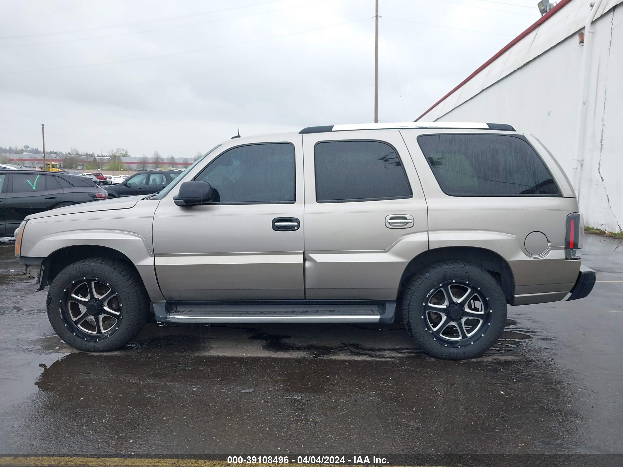 Photo 13 VIN: 1GYEK63NX3R252357 - CADILLAC ESCALADE 